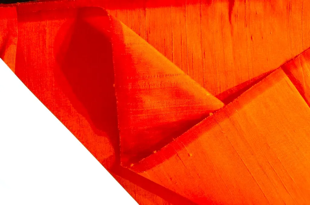 100% PURE SILK DUPION FABRIC ORANGE colour 44" wide WITH SLUBS MM57[3]