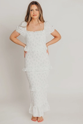 Ada Smocked Dress in Blue Floral- Bump Friendly & Inclusive Sizing (S-3XL) *Final-Sale* Ada Smocked Dress in Blue Floral- Bump Friendly & Inclusive Sizing (S-3XL) *Final-Sale*