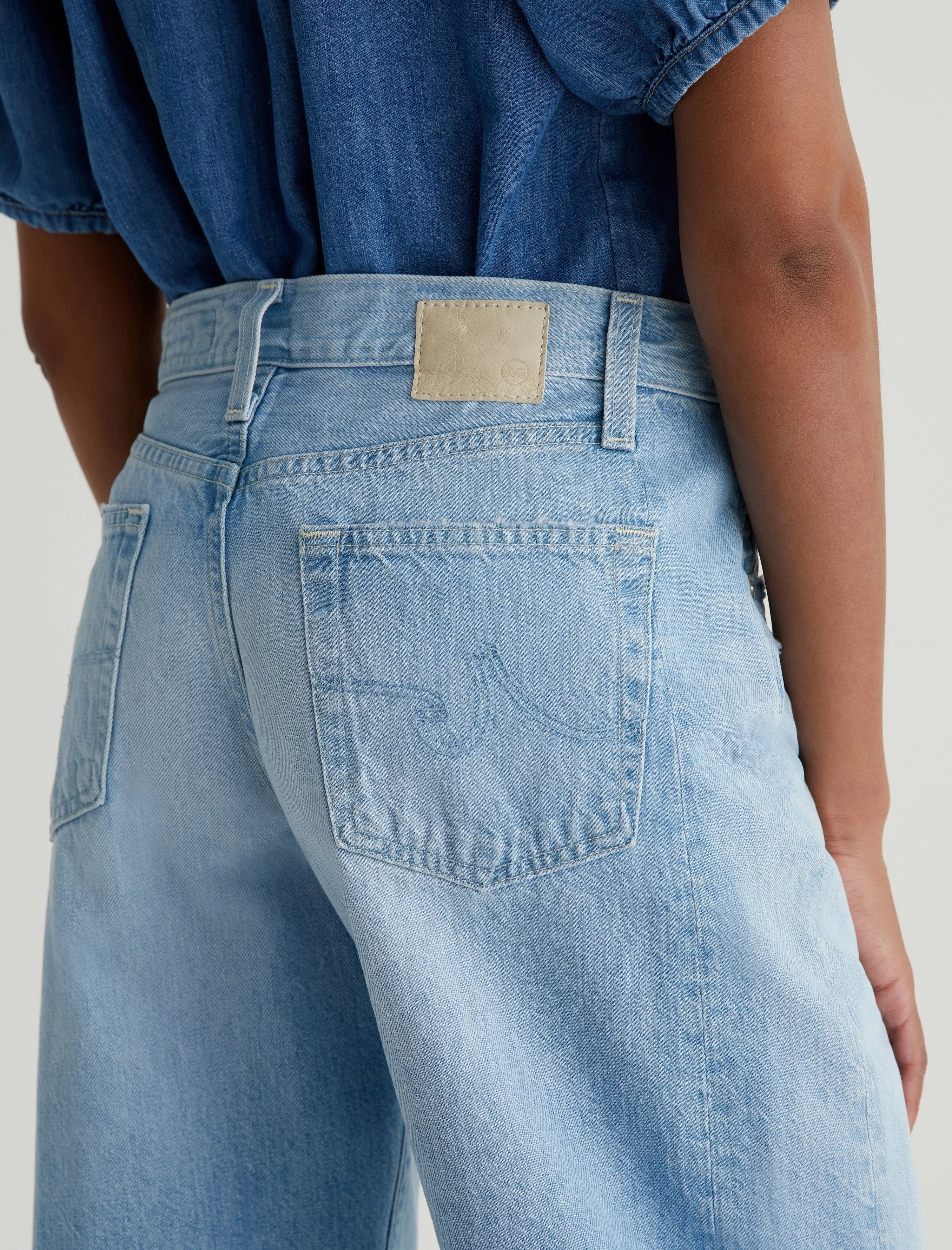 AG Hattie Crop Barrel Leg Jeans