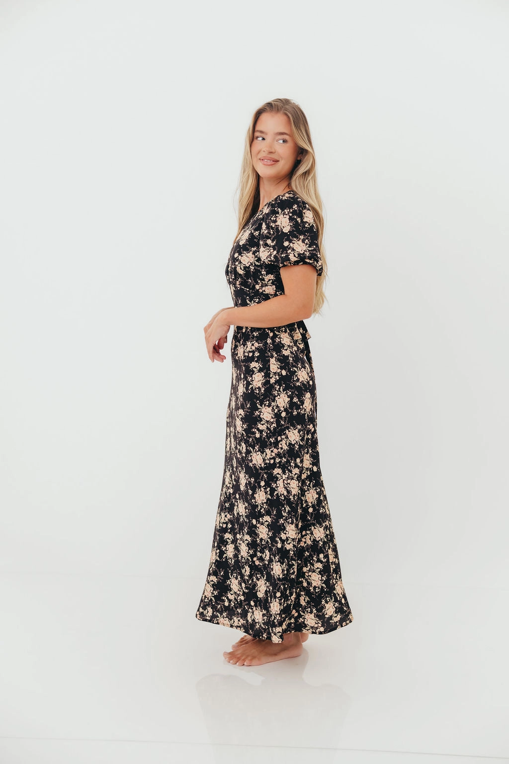 Annie Maxi Dress in Black Floral