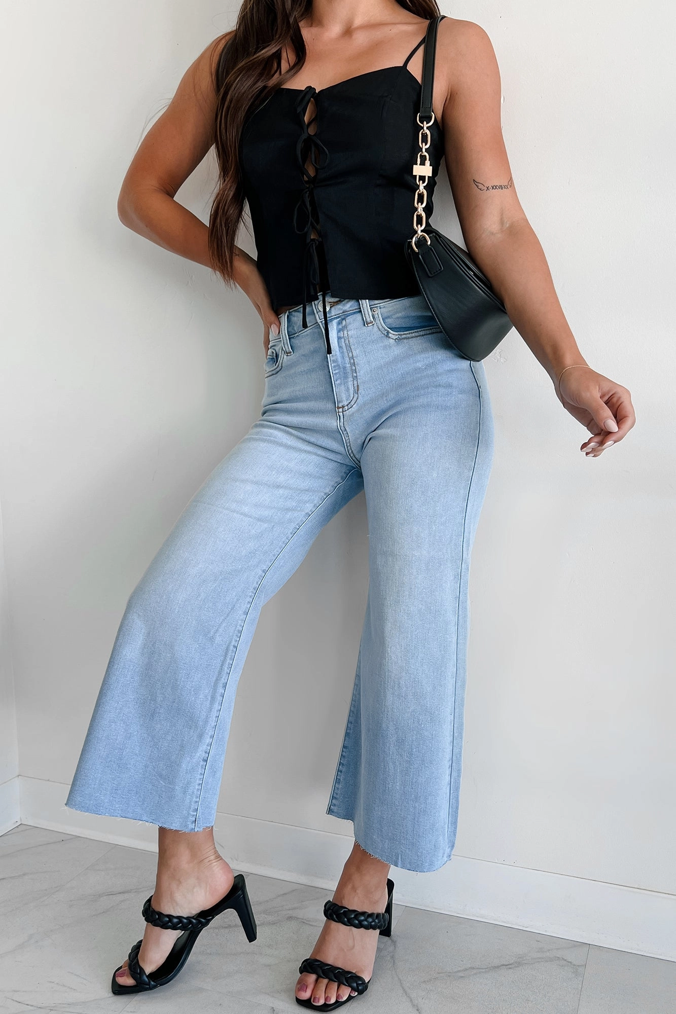 Ansel High Rise Crop Wide Leg Sneak Peek Jeans (Light)