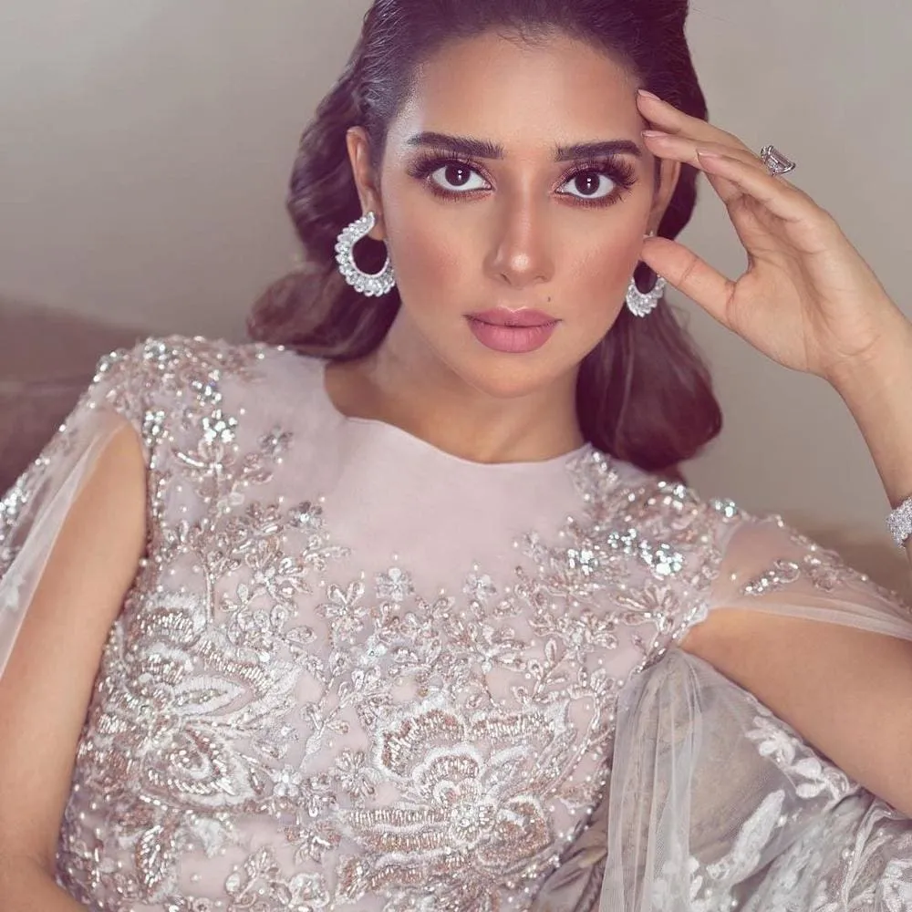 Arabic Blush Pink Beaded Lace Luxury Evening Dresses With Cloak