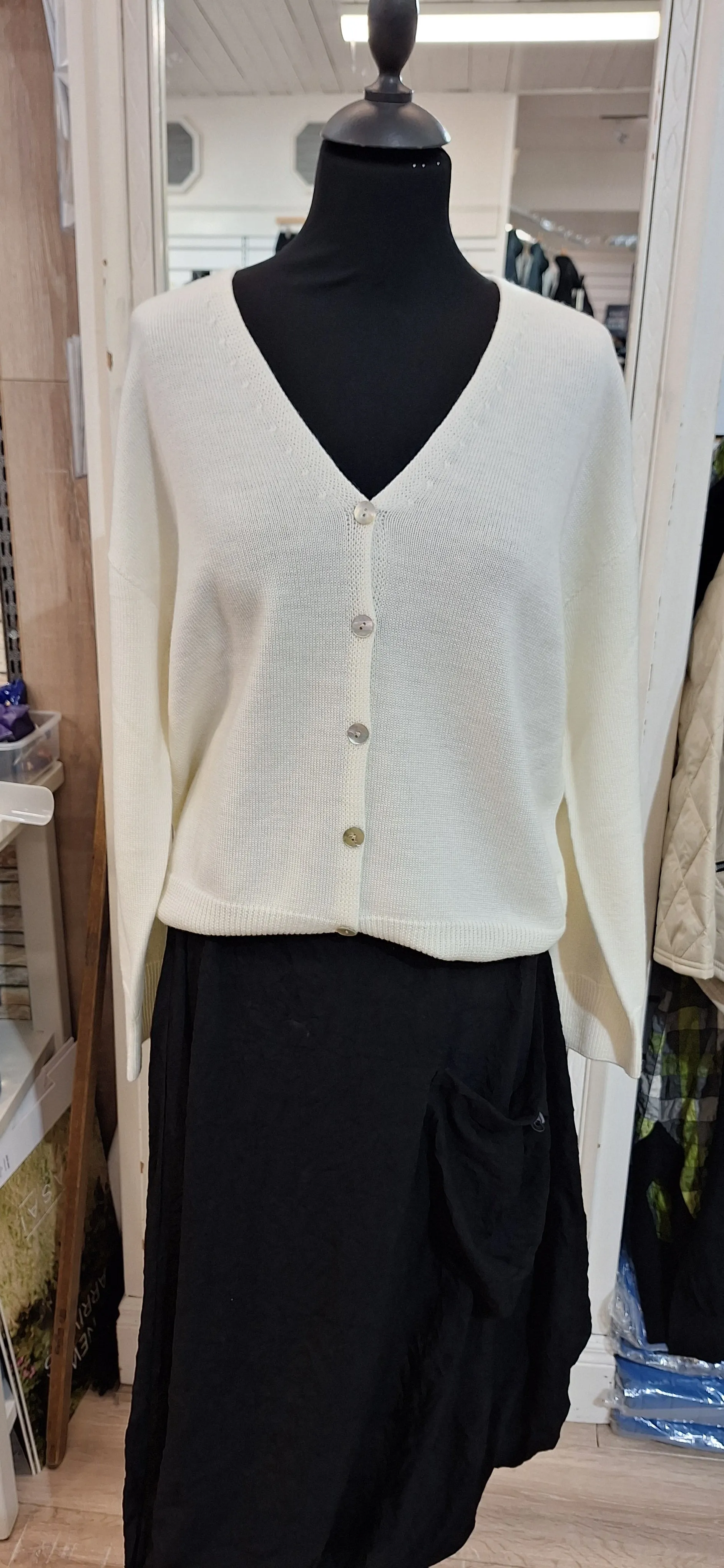 Art Cardigan White