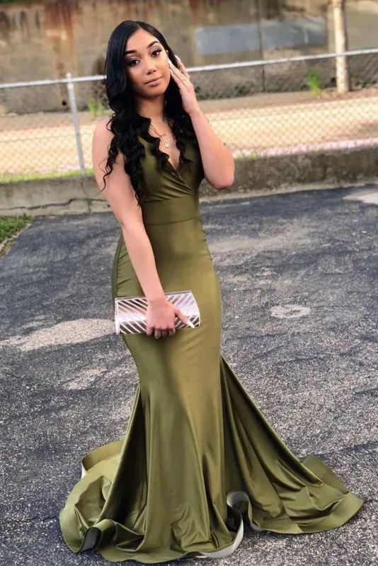 Attractive Green V Neck Floor Length Mermaid Prom Dresses