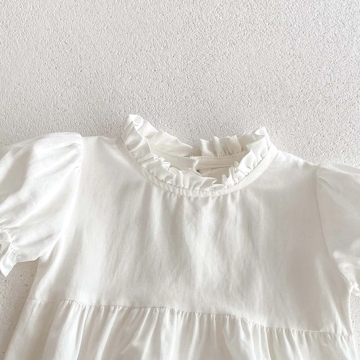 Baby Girls Solid Color Rompers Wholesale 240409105