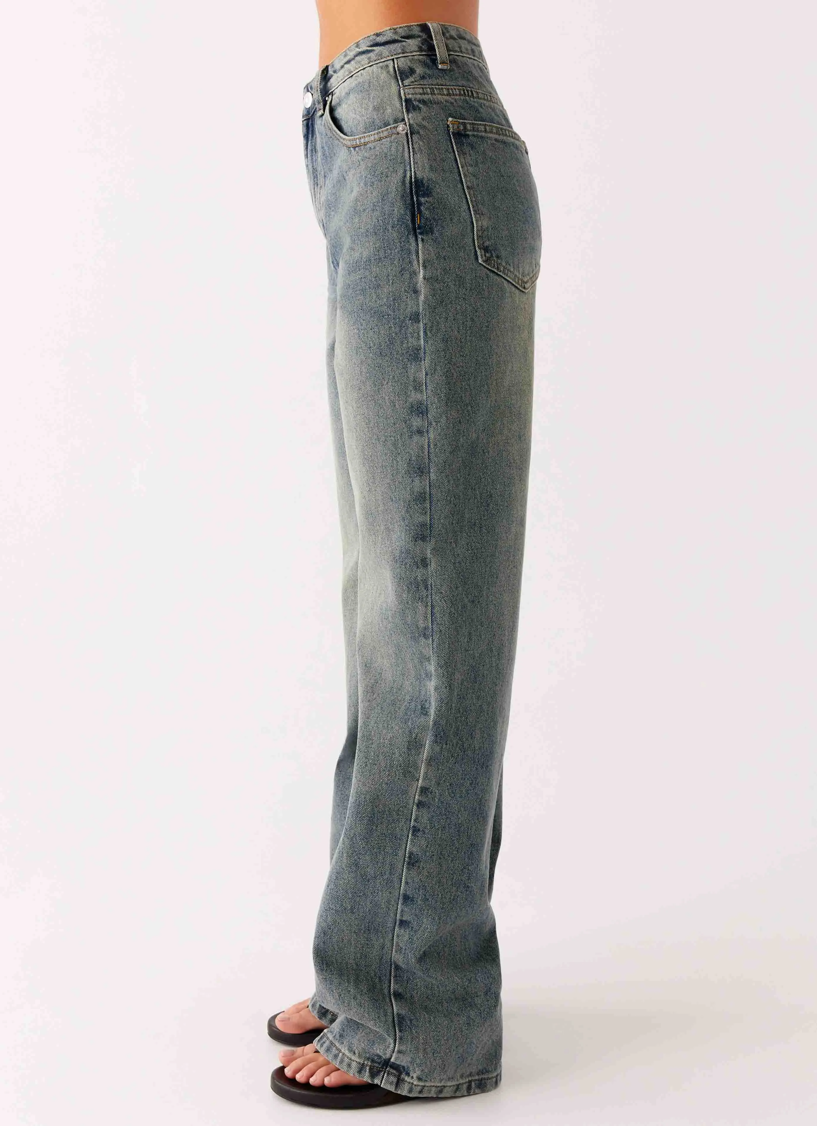 Back Again Straight Leg Denim Jeans - Dirty Wash