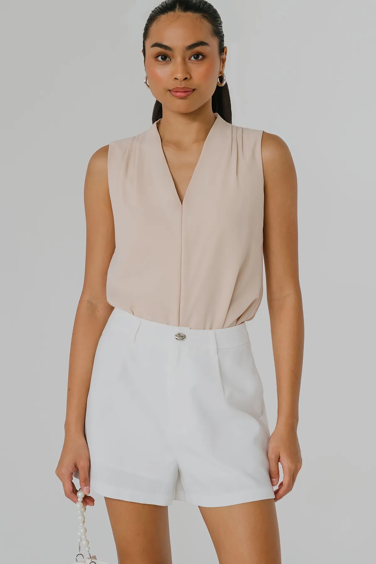 Beverly Hills Tailored Shorts (White)