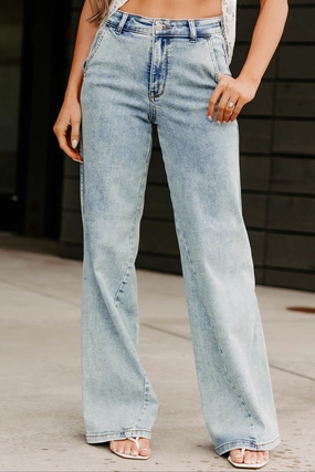 Beverly High Rise Judy Blue Wide Leg Jeans (Light) Beverly High Rise Judy Blue Wide Leg Jeans (Light)