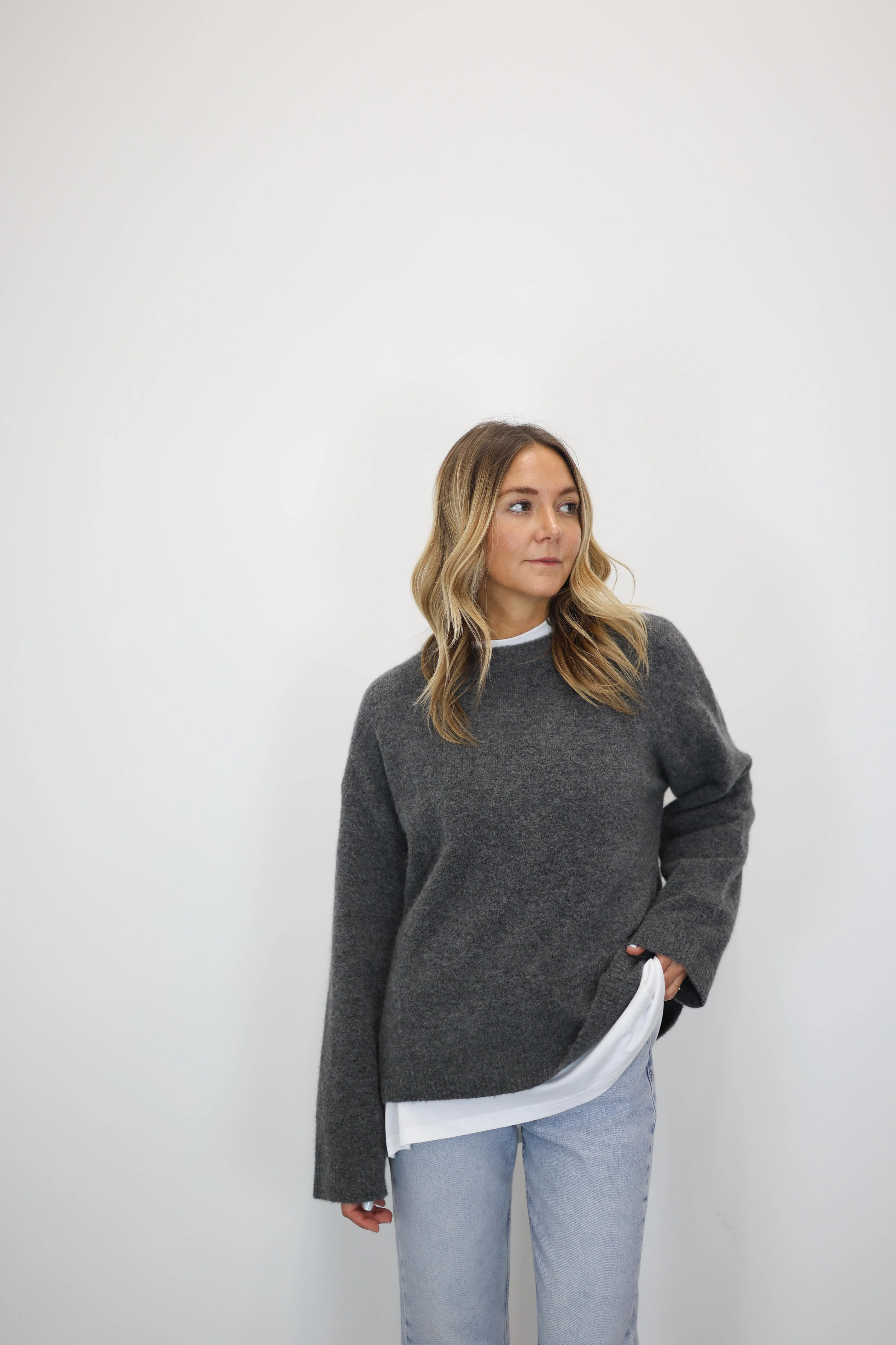 BIRTE APLACA WOOL SWEATER WITH WIDE SLEEVES