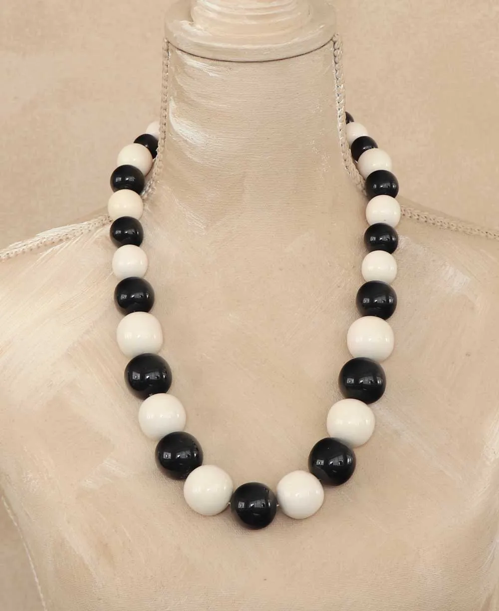 Black and White Orb Necklace, Nepal