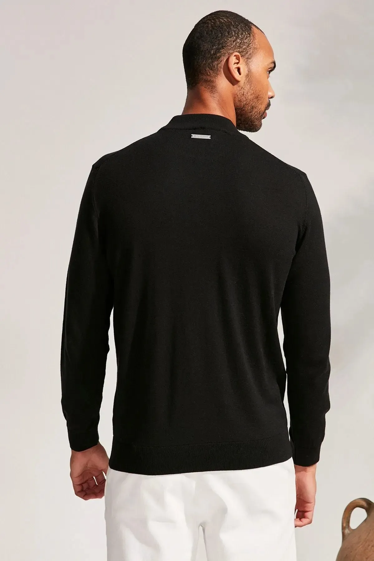 Black Clark Men's Knitwear