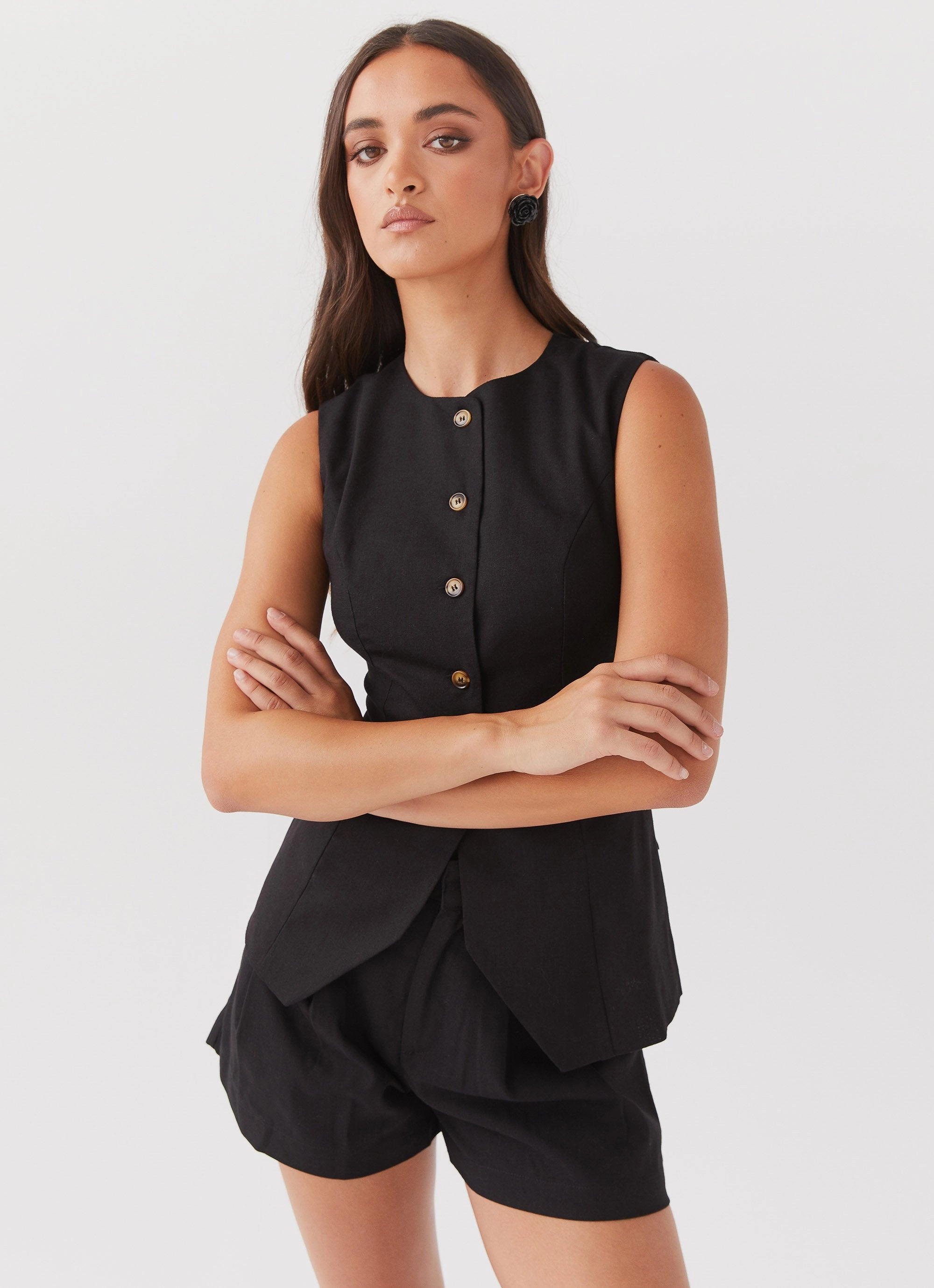 Born For Bordeaux Linen Vest - Black