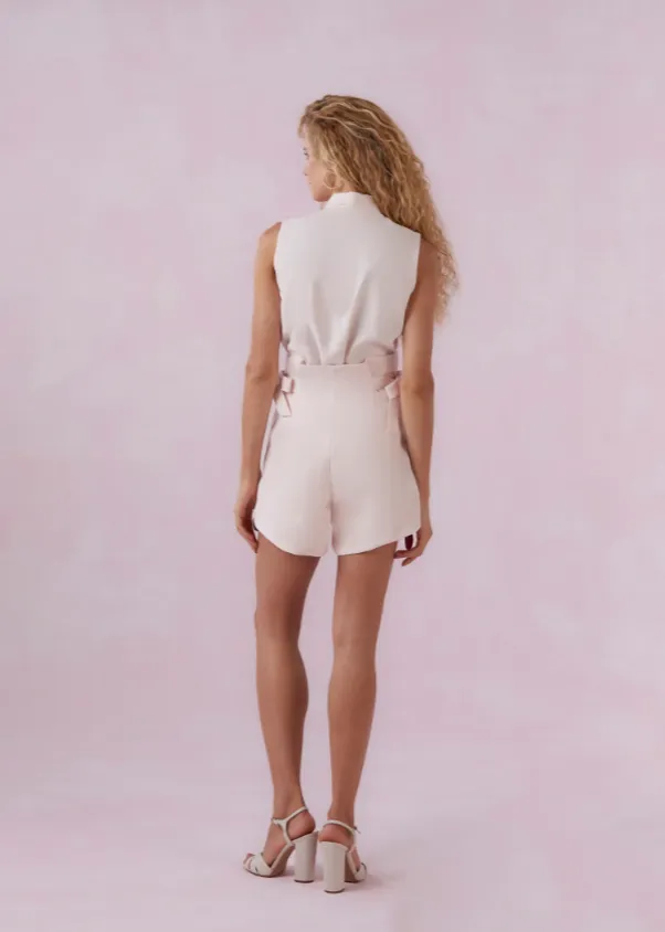 Bow Tailored Short