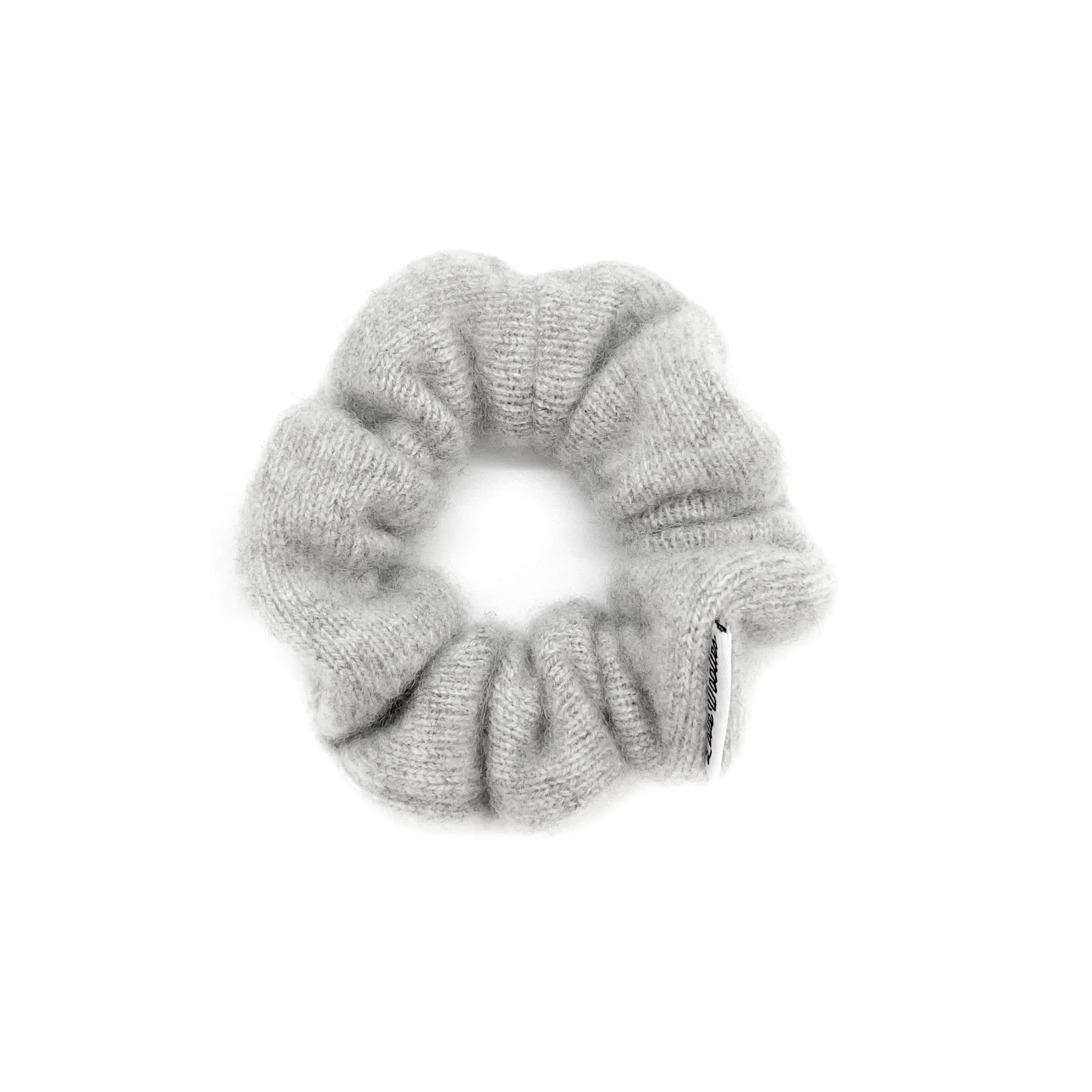 CASHMERE SCRUNCHIE | Megan