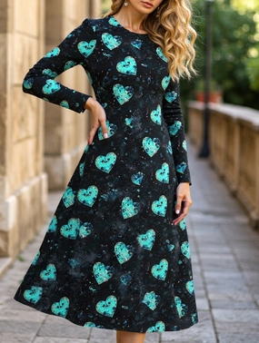 Casual new round neck heart dress Casual new round neck heart dress