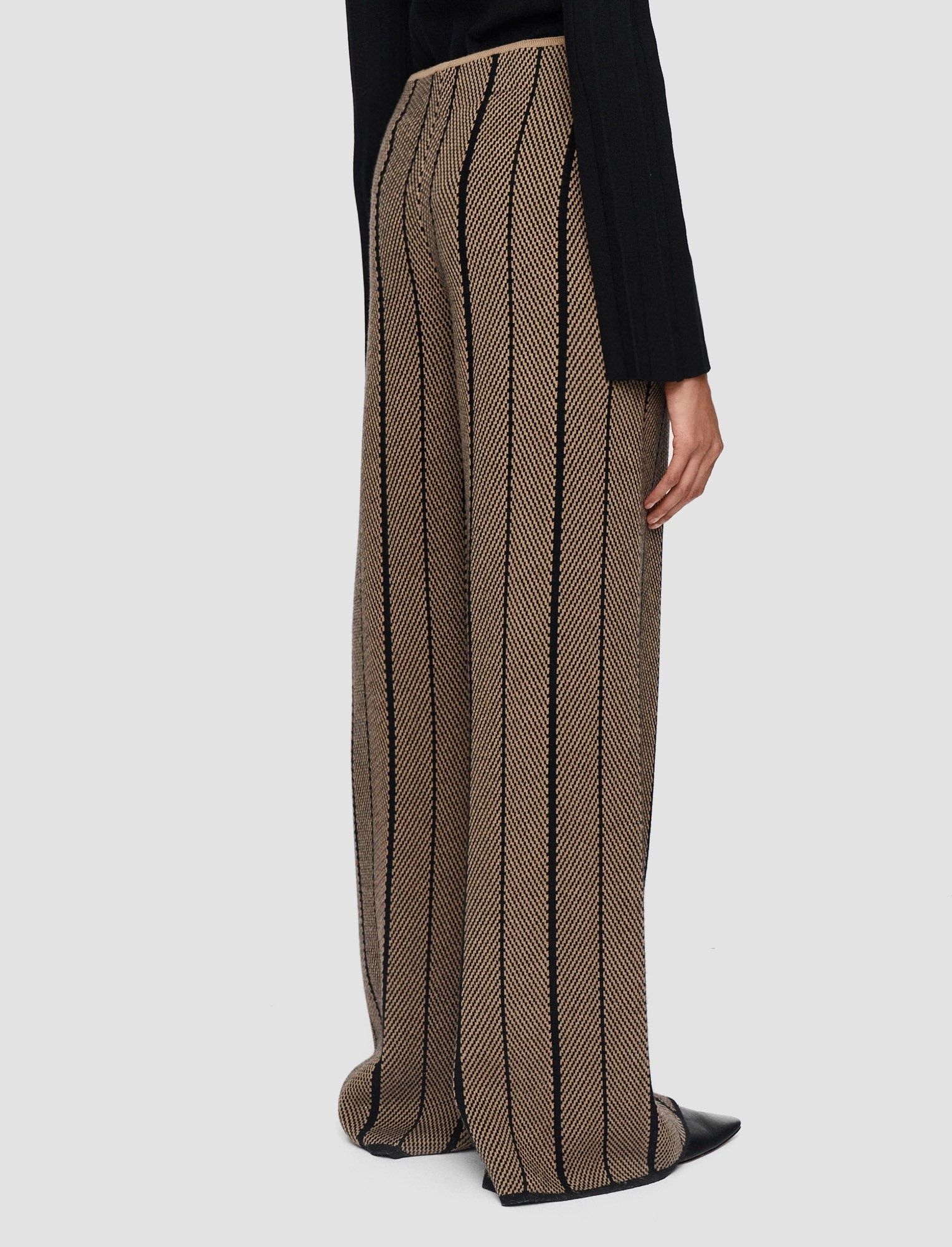 Chevron Jacquard Knitted Trousers
