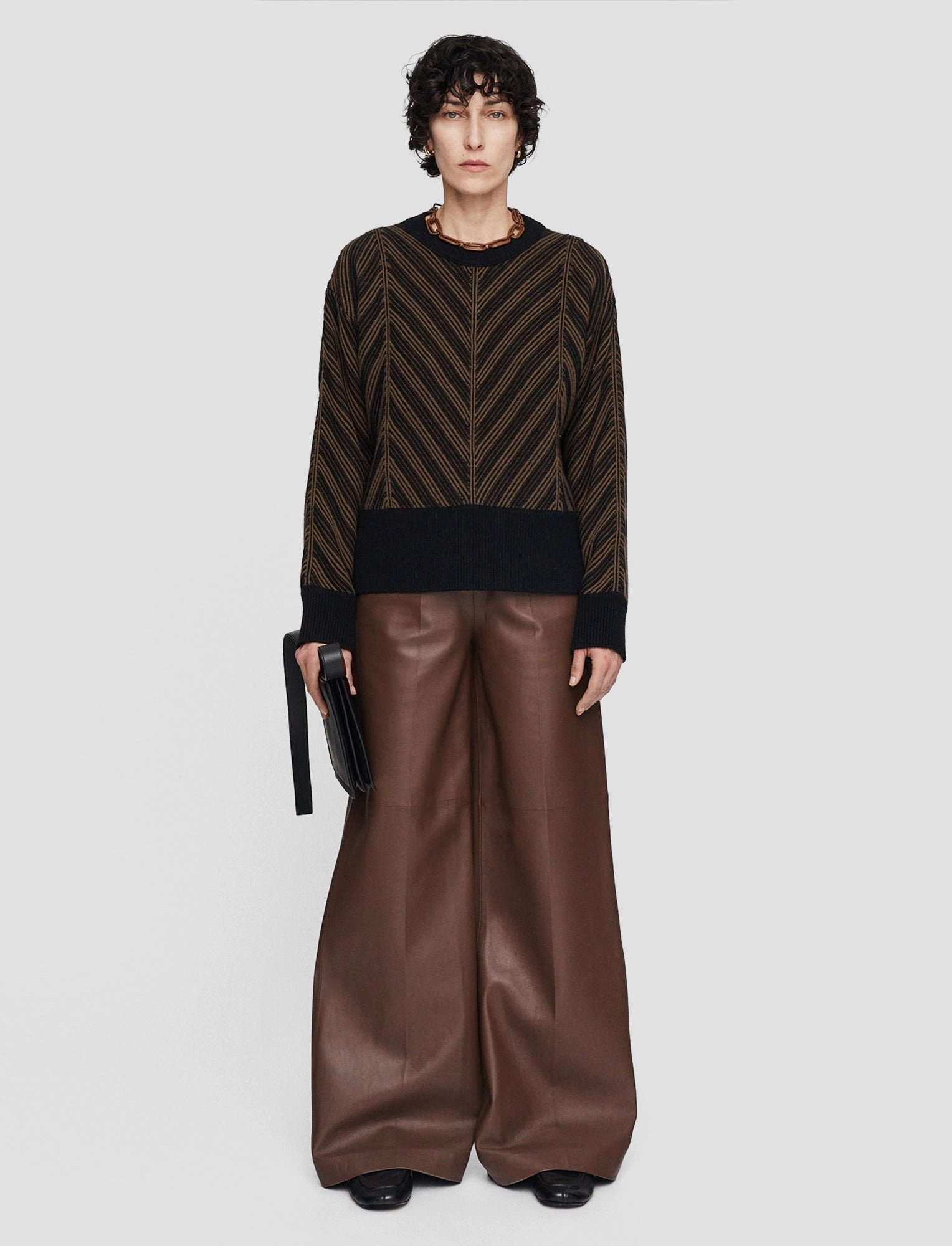 Chevron Ribbed Round Neck Jumper