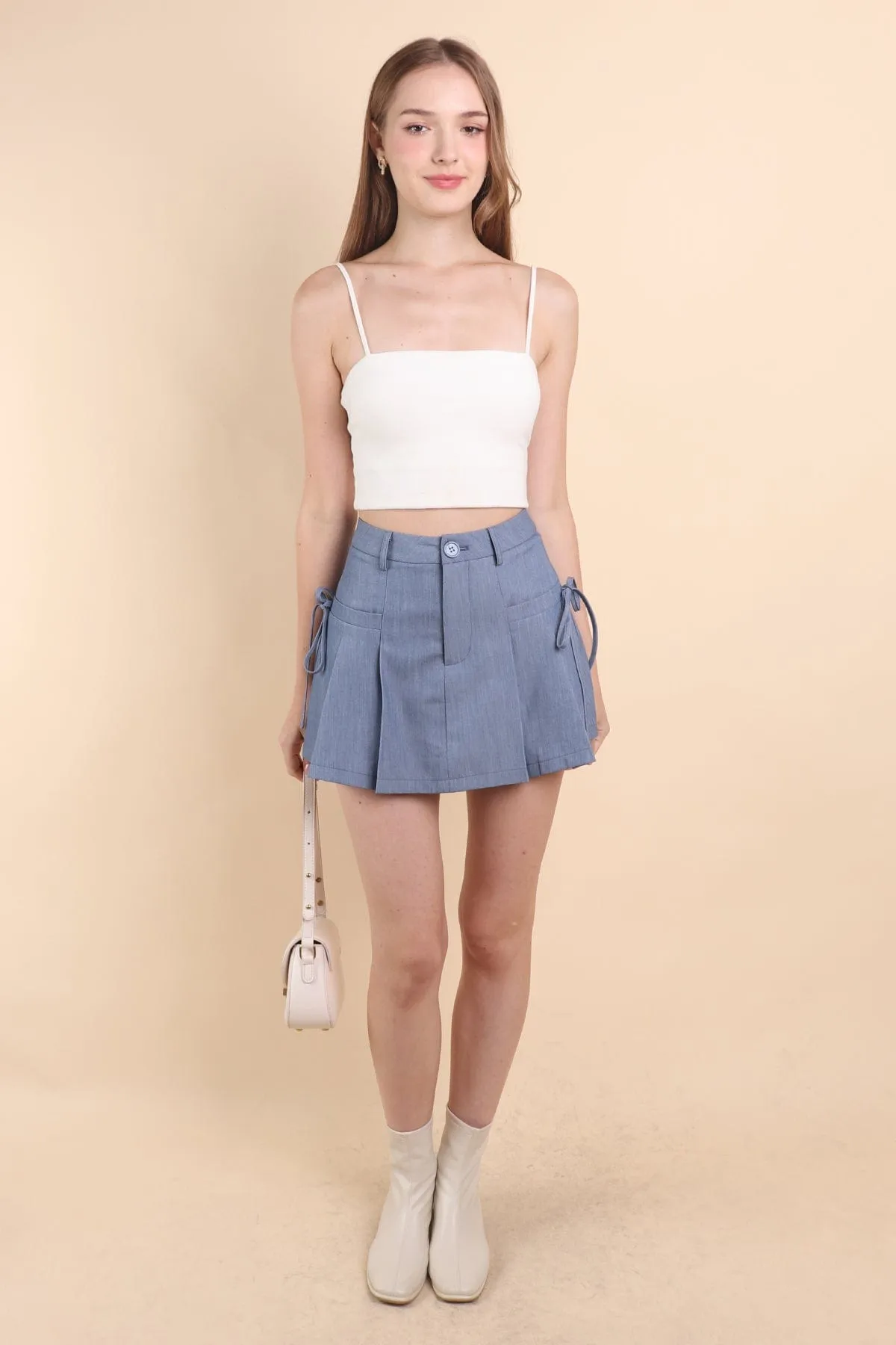 CLARE PLEATED TIE-KNOT SKORTS IN BLUE