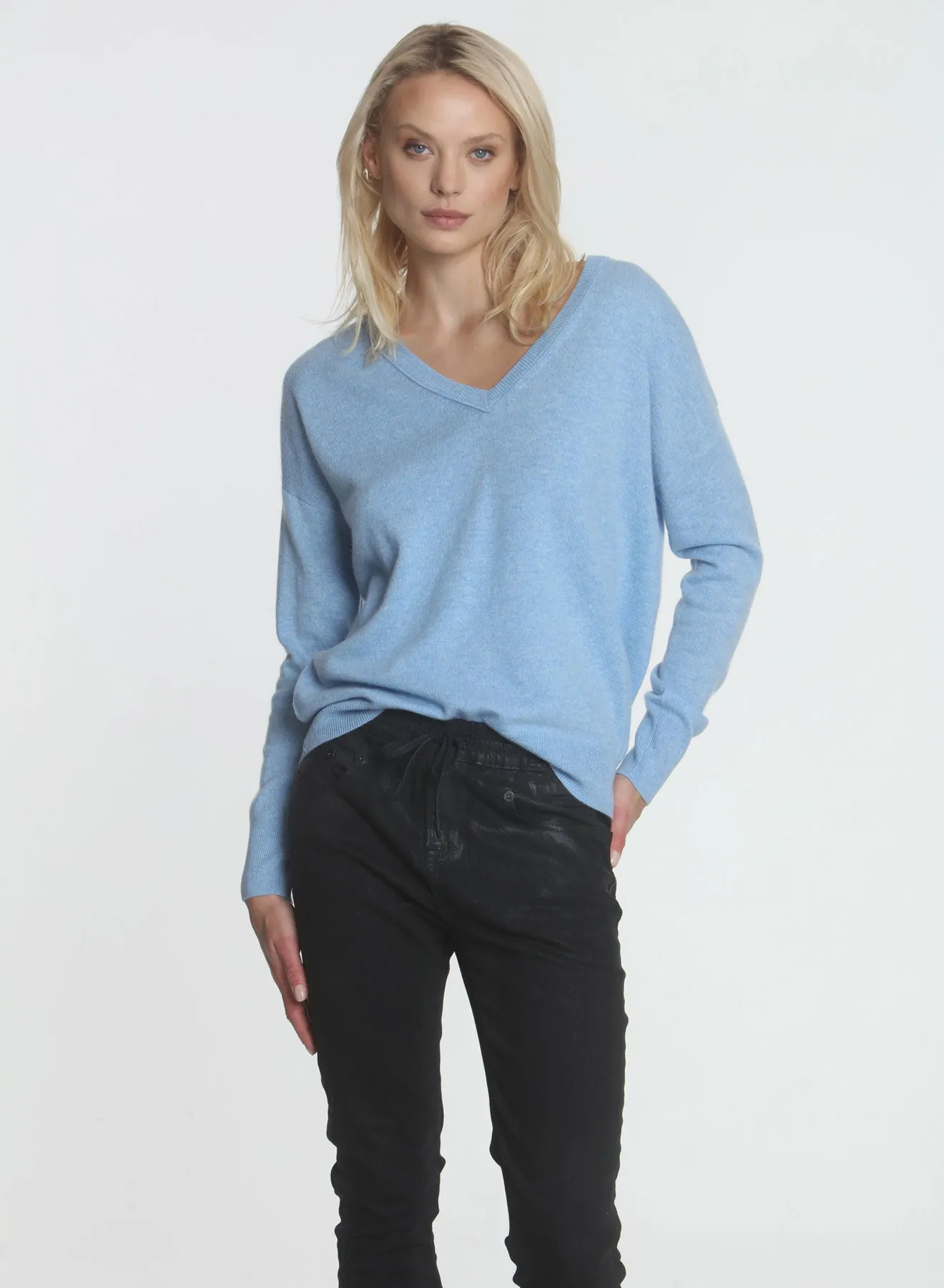 CORE Cashmere BF Vee - Sky