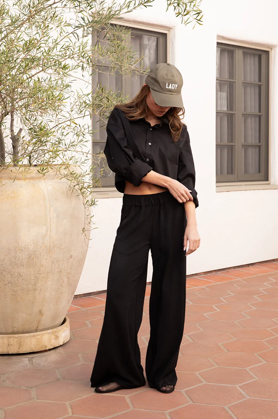 CROPPED BOXY BUTTON UP IN BLACK POPLIN