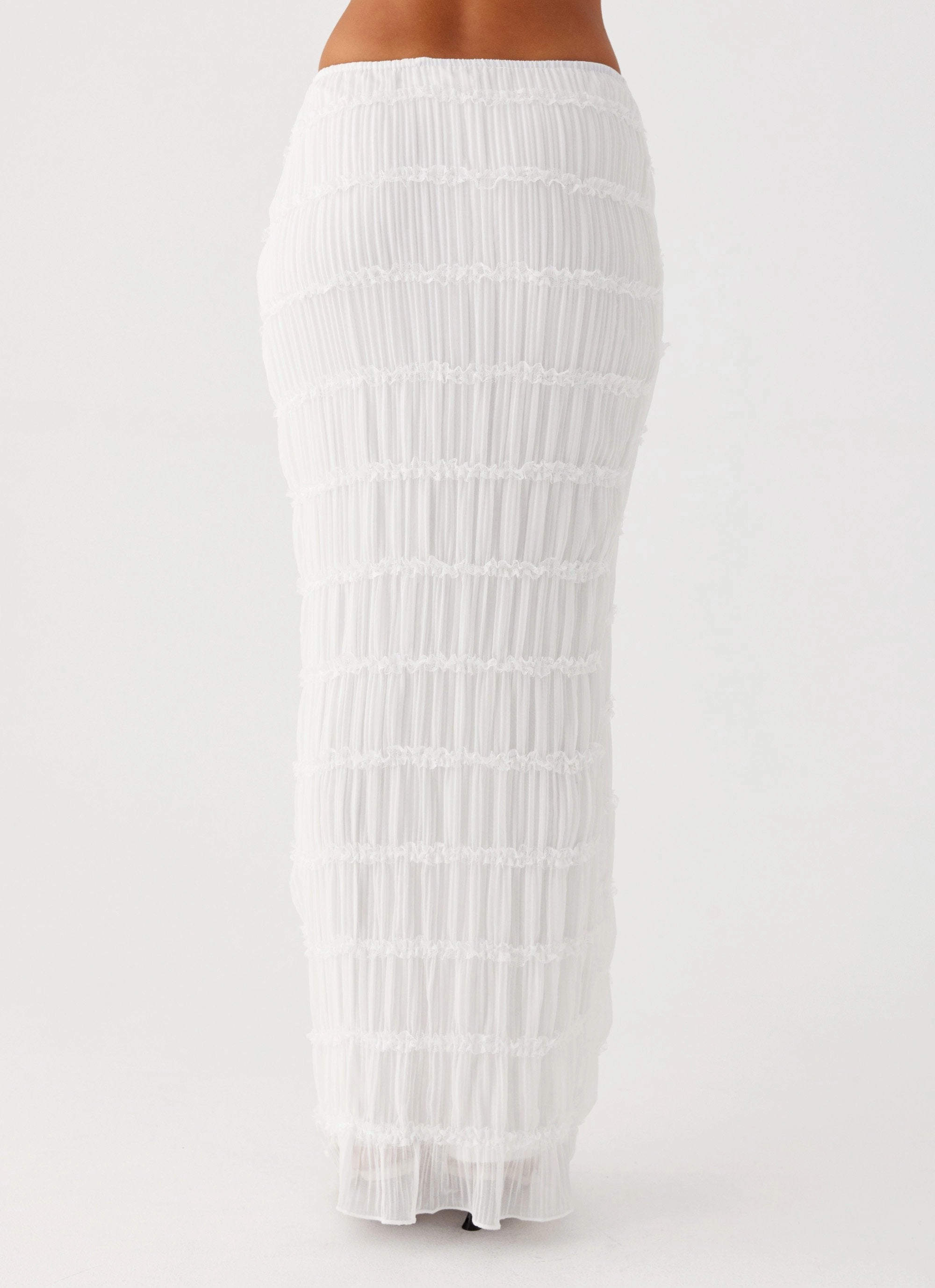 Daydreaming Low Rise Maxi Skirt - White