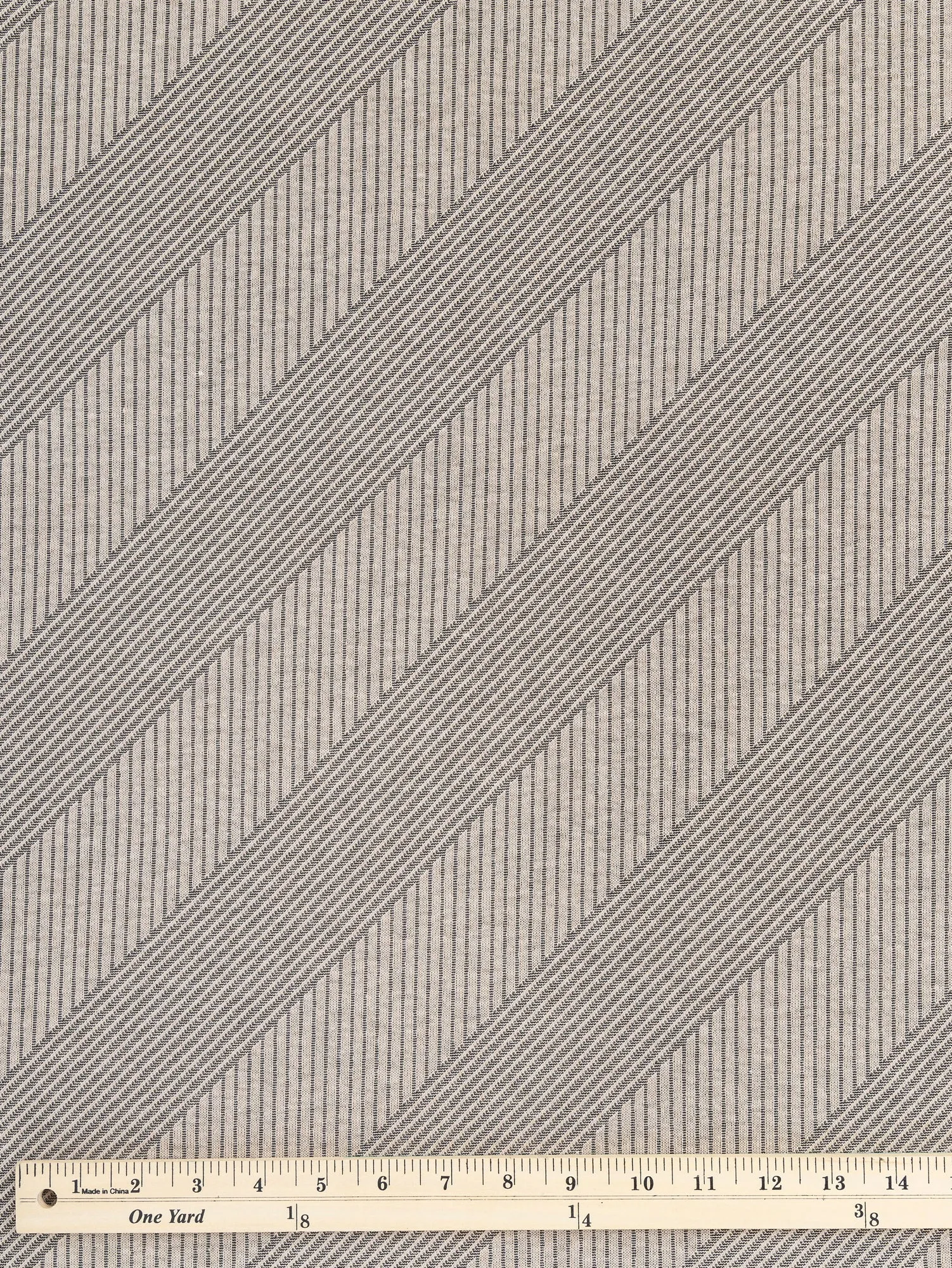 Diagonal Stretch Wide Rib Knit - Beige   Black