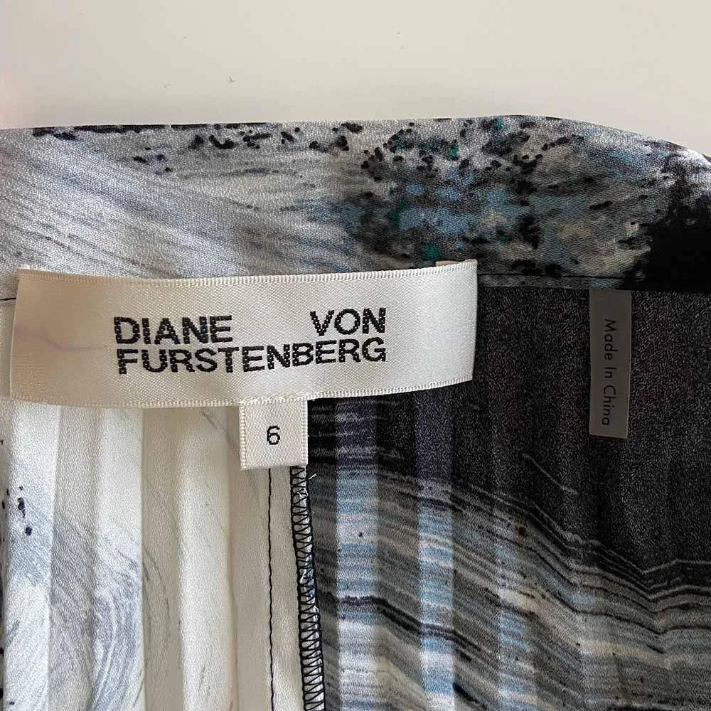 Diane Von Furstenberg Pleated Printed Midi Skirt