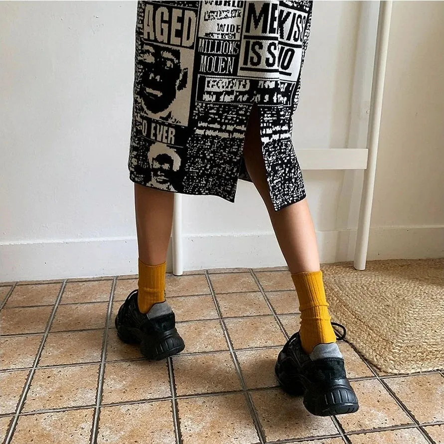 Elora Newspaper Graphic Prints Knit Pencil Skirts