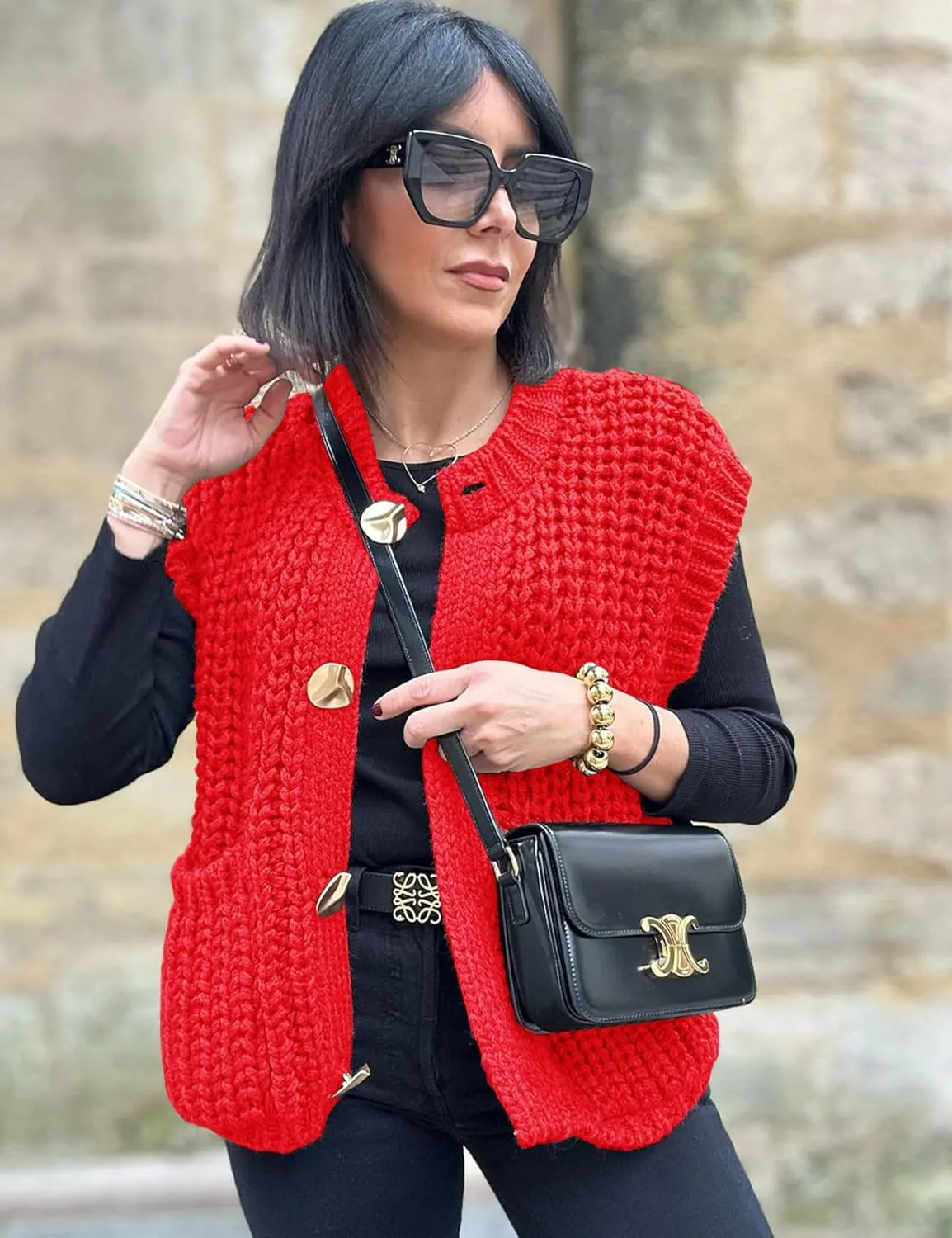 Flygo Womens Sleeveless Crop Chunky Knit Cardigan Trendy Button Down Cropped Knitted Sweater Vest Tops with Pockets