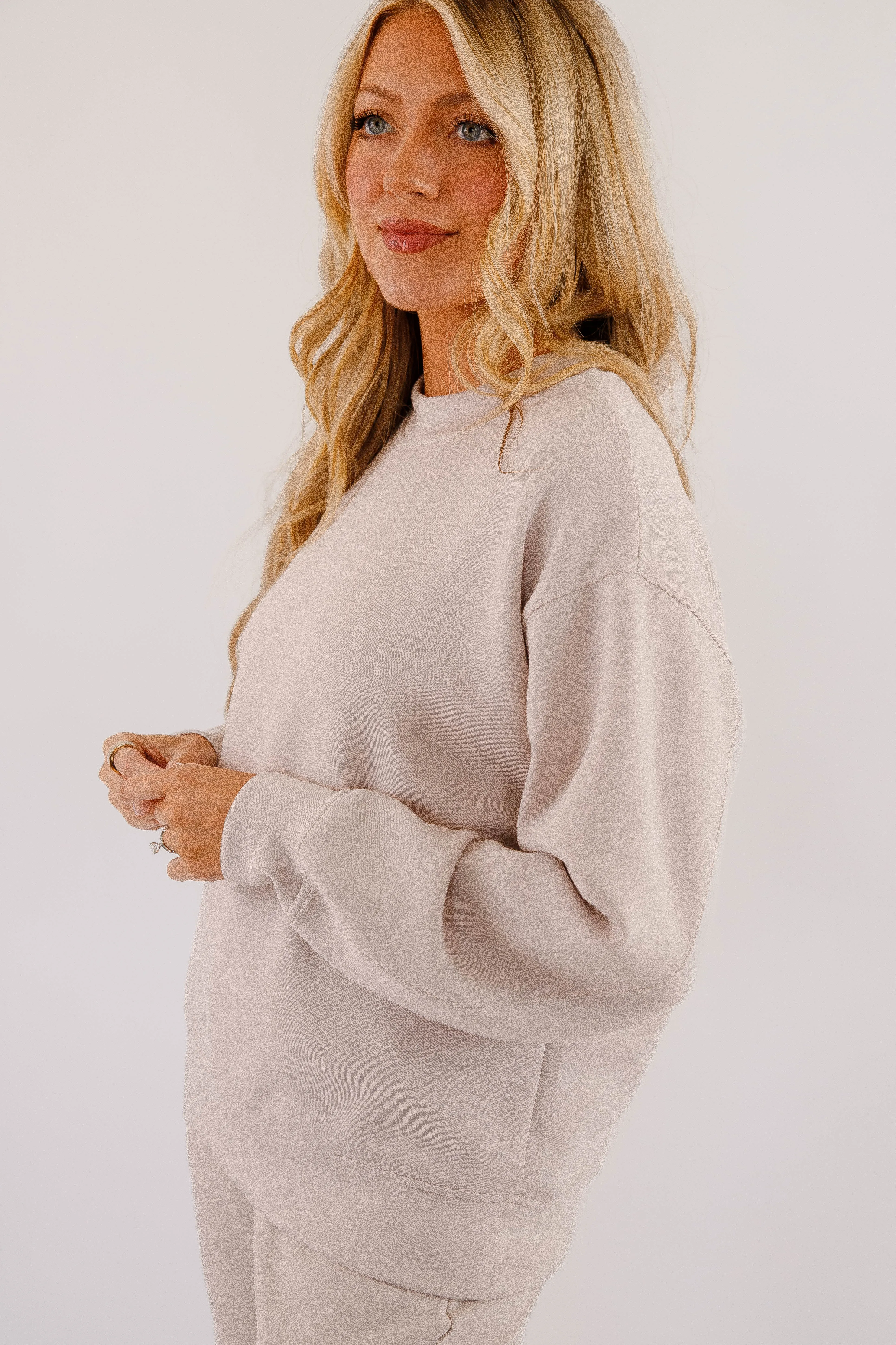 Gathering Miles Pullover-Mocha Cream