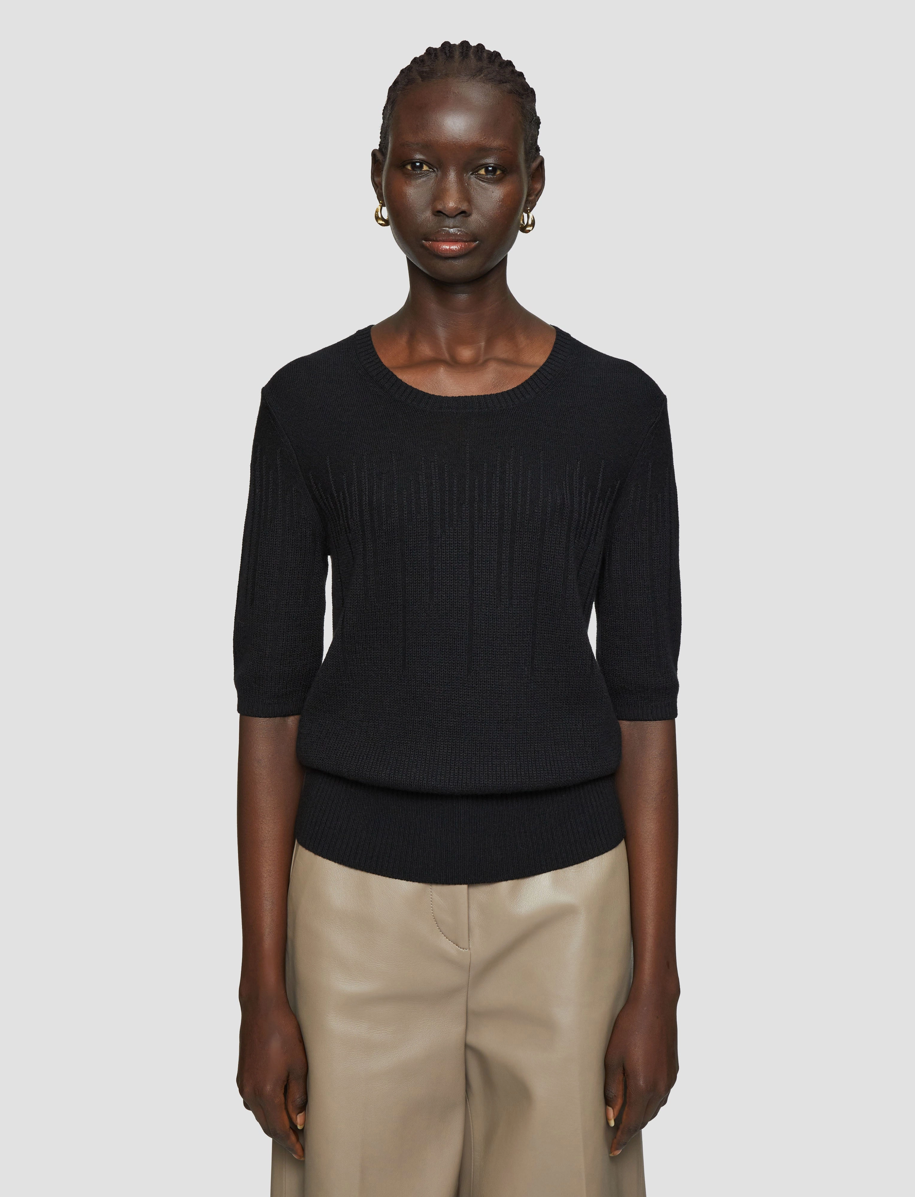 Gradient Stitch Round Neck Top