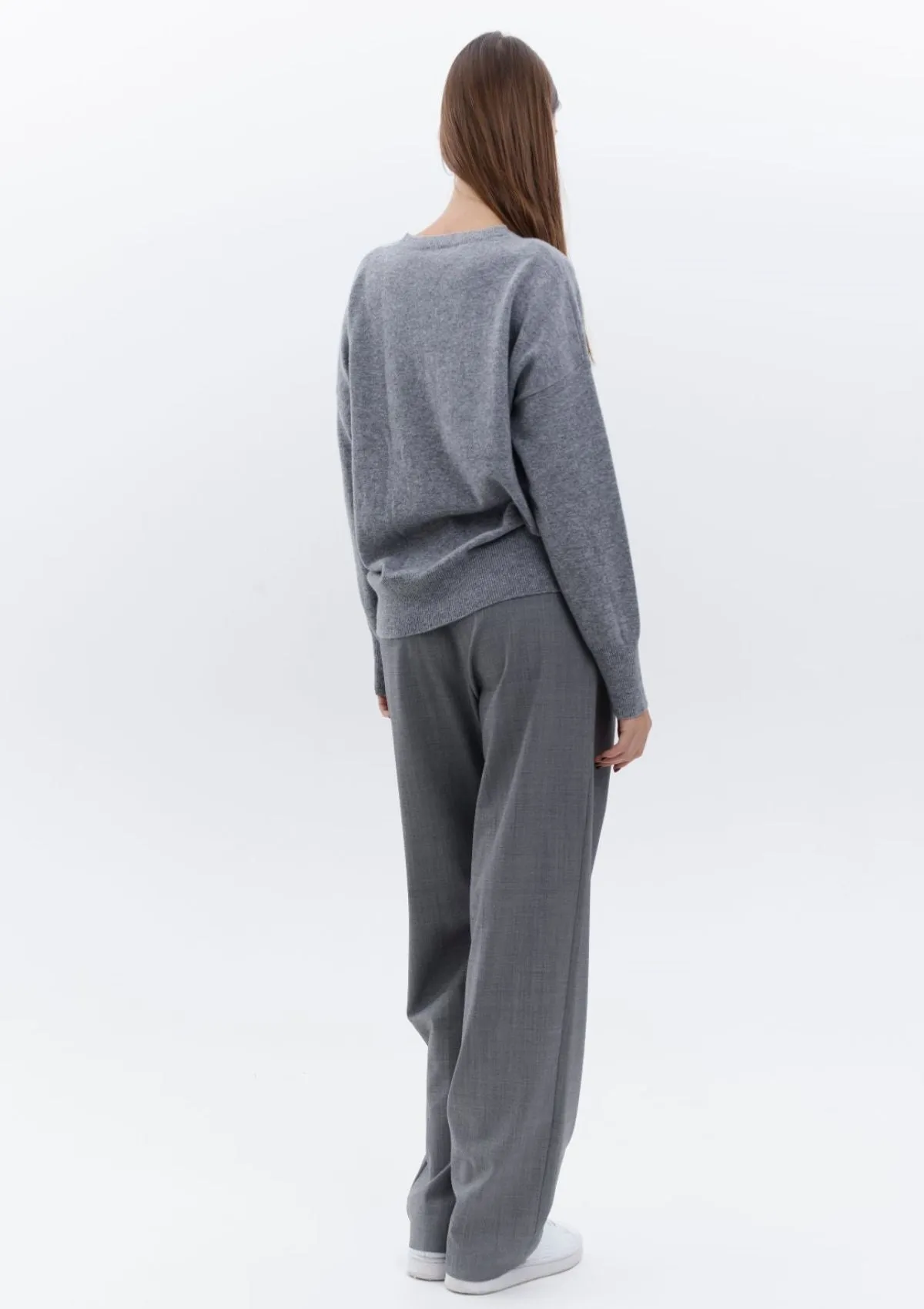 GREY CASHMERE CREWNECK SWEATER