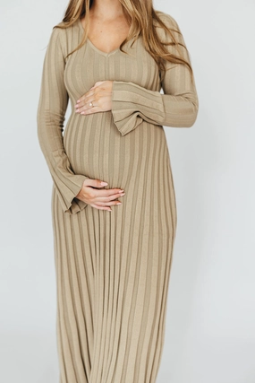 Hadley Long Sleeve V-Neck Knit Maxi Dress in Dune Hadley Long Sleeve V-Neck Knit Maxi Dress in Dune
