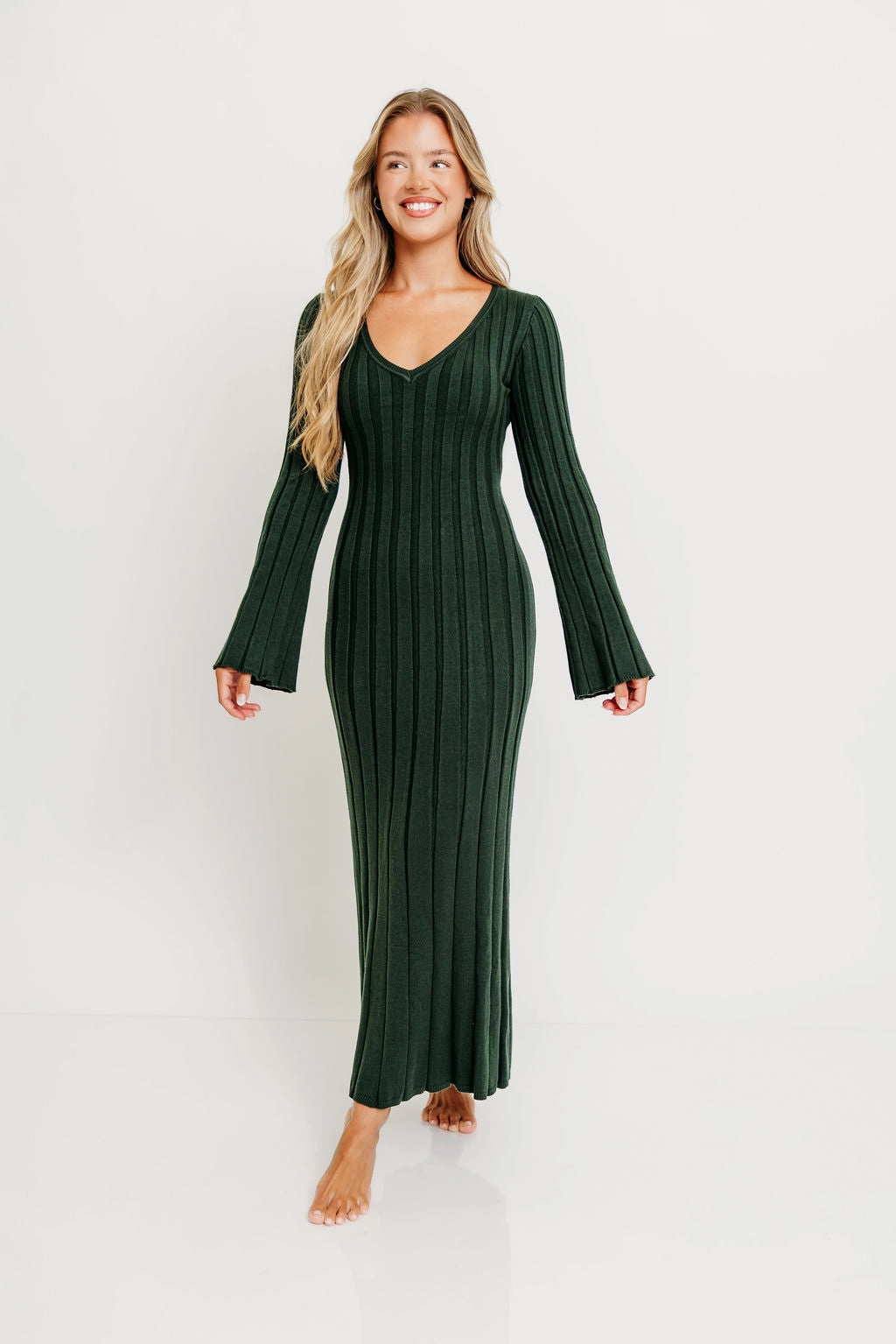 Hearth V-Neck Maxi Dress in Evergreen - Bump Friendly
