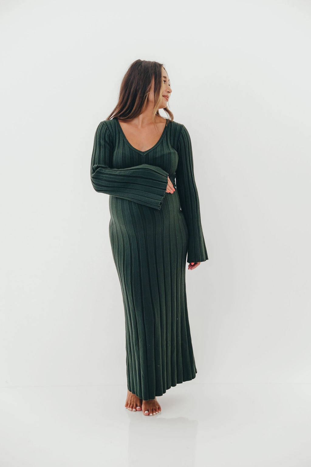 Hearth V-Neck Maxi Dress in Evergreen - Bump Friendly