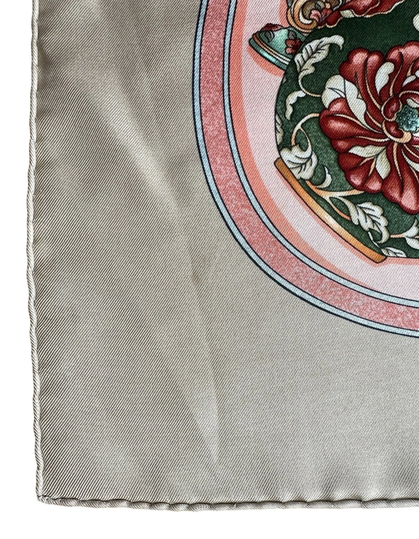 Hermes Biege Qu'importe Le Flacon Scarf 90cm Silk Scarf