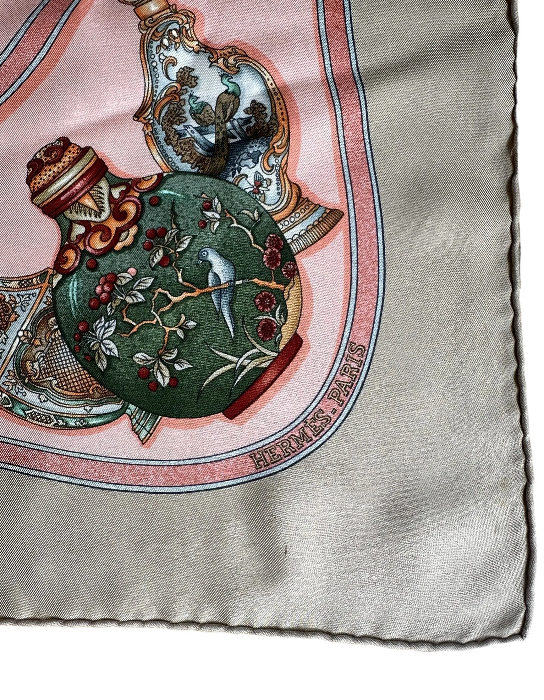 Hermes Biege Qu'importe Le Flacon Scarf 90cm Silk Scarf