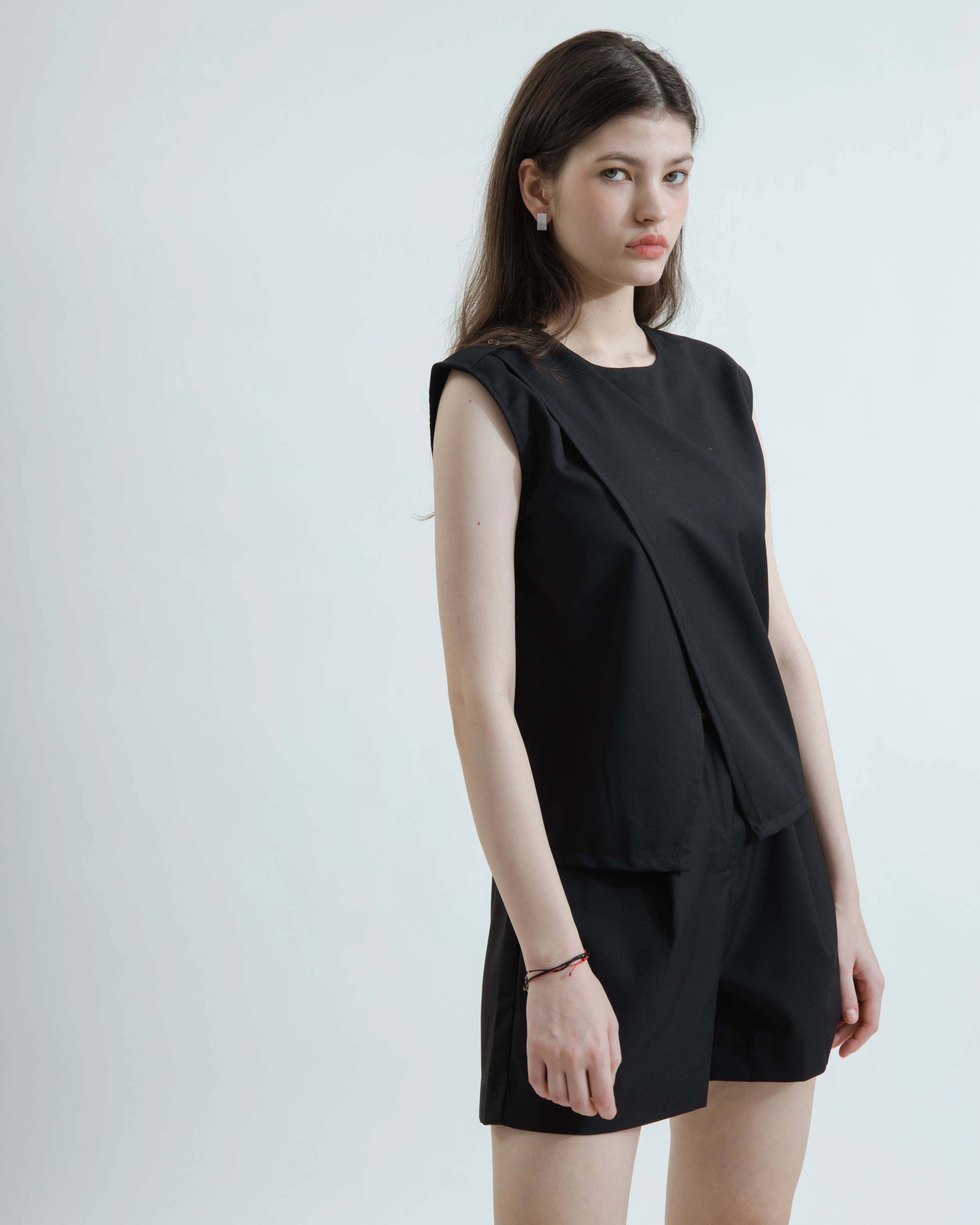 High Waist Elastic Tailored Shorts (Black)