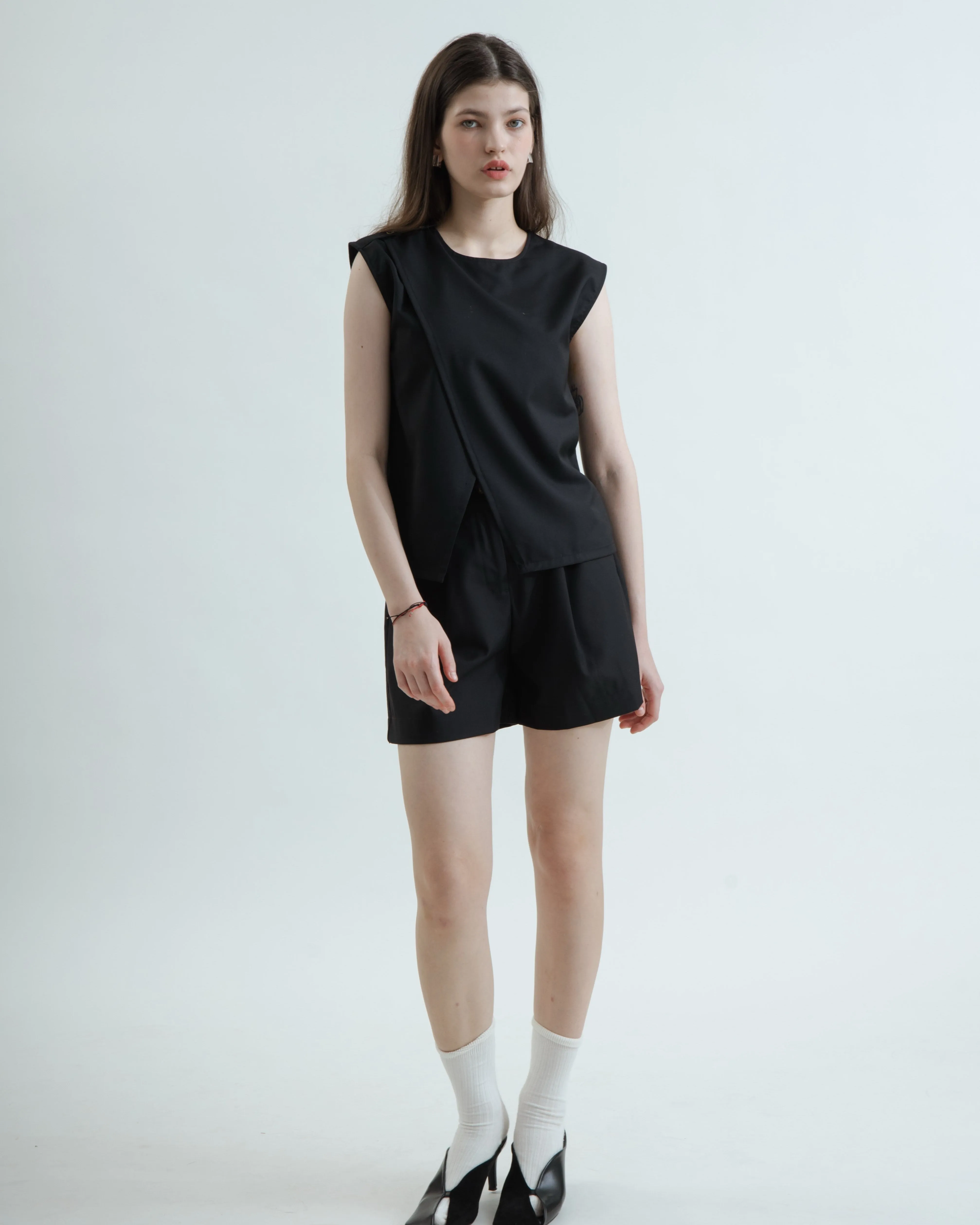 High Waist Elastic Tailored Shorts (Black)