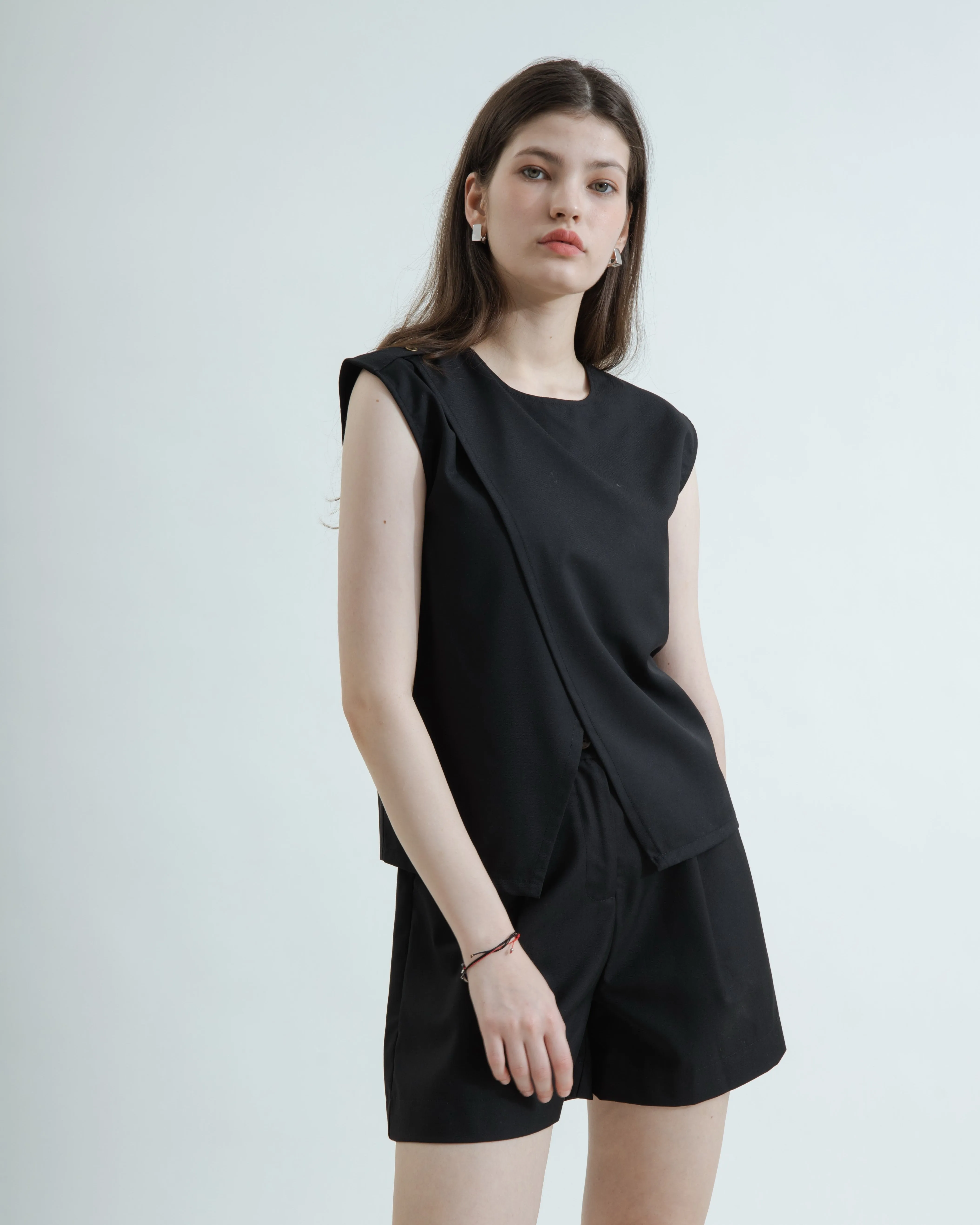 High Waist Elastic Tailored Shorts (Black)