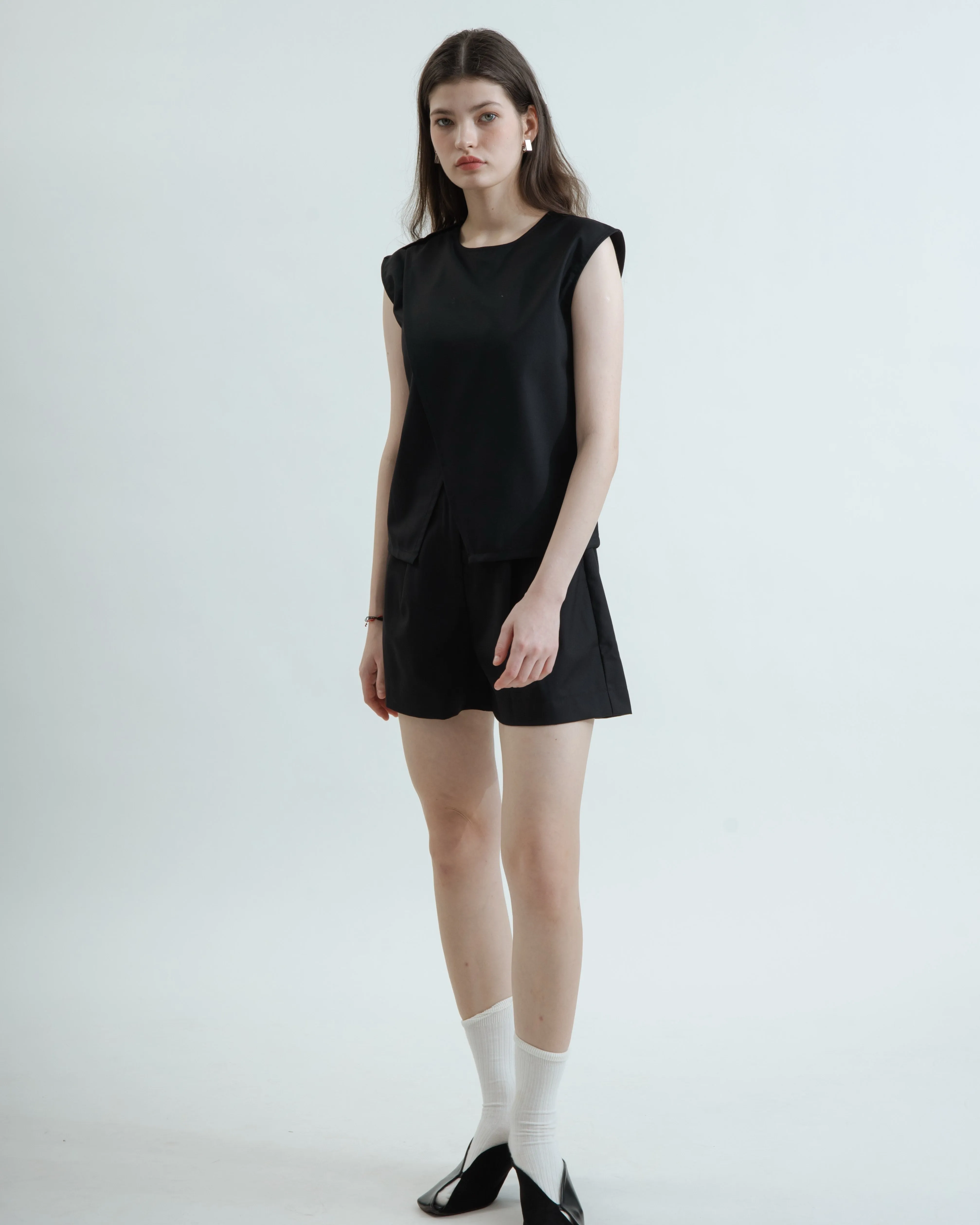 High Waist Elastic Tailored Shorts (Black)