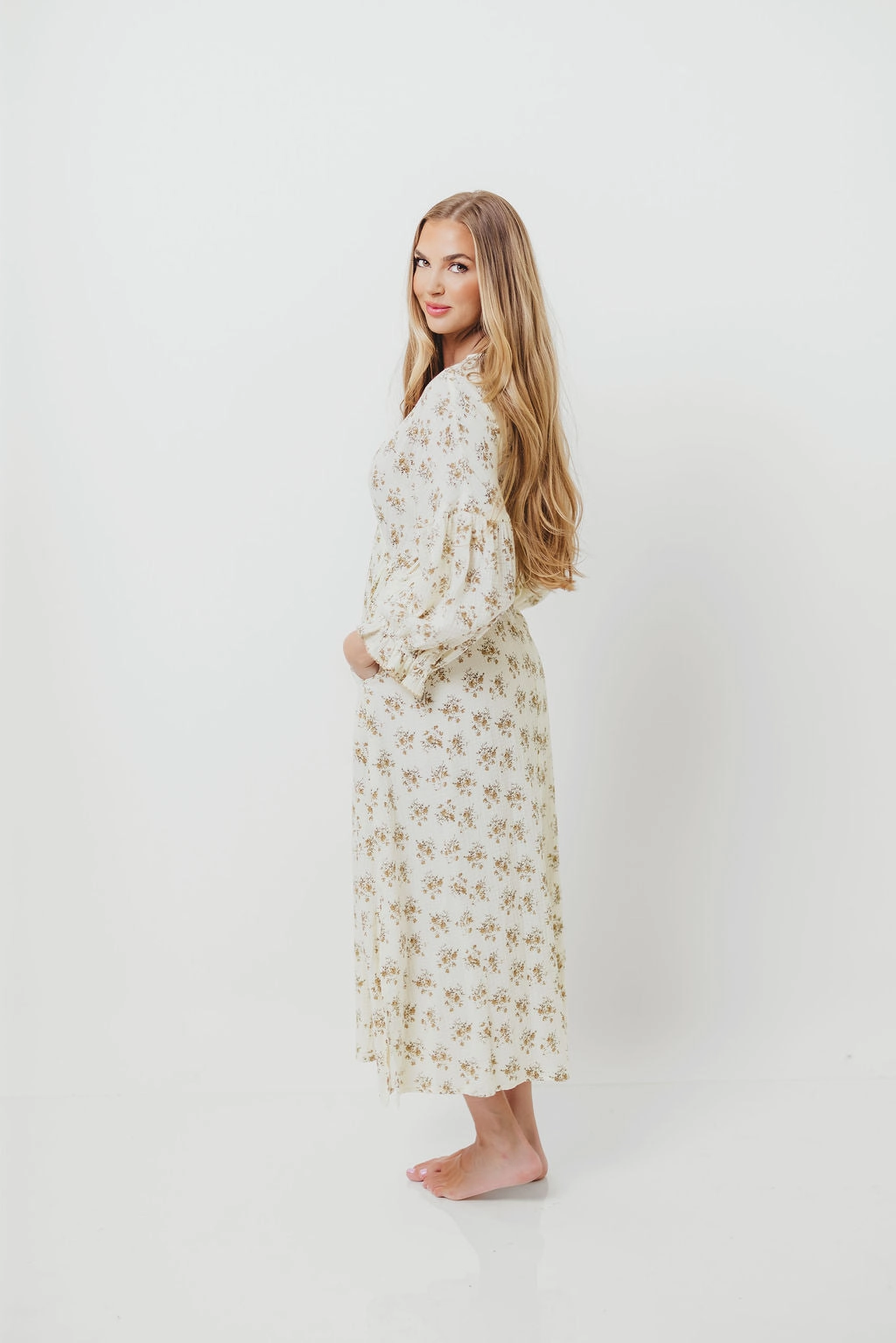 Hunter 100% Cotton Gauze Maxi Dress with Detail Trimming in Cream Taupe Floral - Bump Friendly and Inclusive Sizing