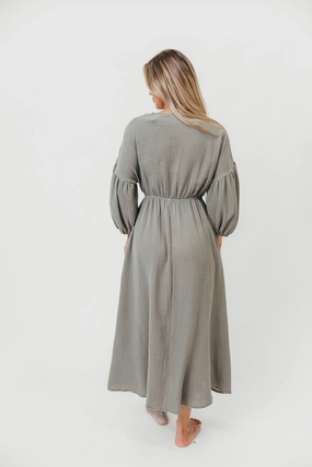 Hunter 100% Cotton Gauze Midi Dress in Dry Sage Hunter 100% Cotton Gauze Midi Dress in Dry Sage