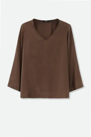 INES V-NECK TUNIC IN GARMENT DYED SILK CHARMEUSE INES V-NECK TUNIC IN GARMENT DYED SILK CHARMEUSE