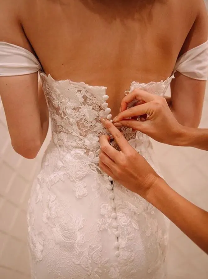 Ivory Mermaid Off Shoulder Court Train Lace Appliqued Wedding Dresses, SW526