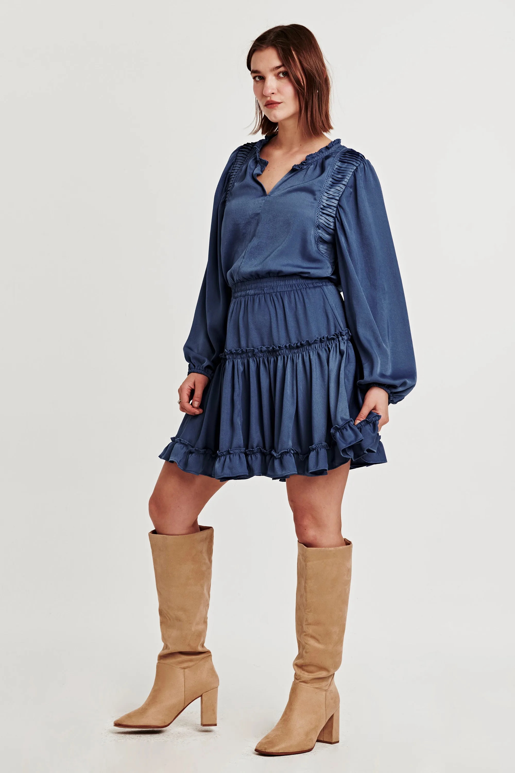 JAZMINE PLEATED DRESS BLUE EYES