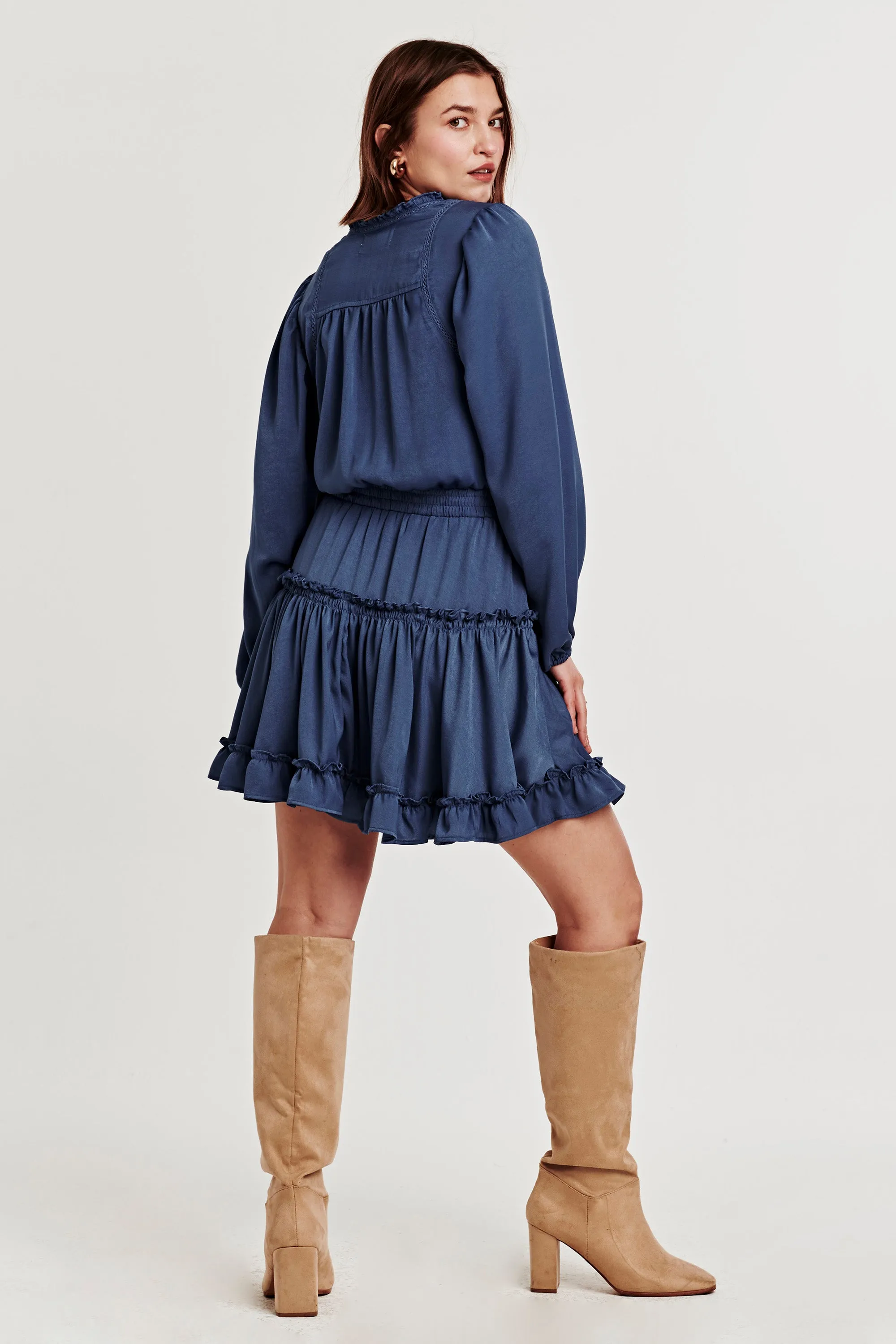 JAZMINE PLEATED DRESS BLUE EYES