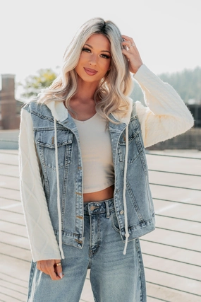 Just Enough Cable Knit Sleeve Denim Jacket (Denim) Just Enough Cable Knit Sleeve Denim Jacket (Denim)