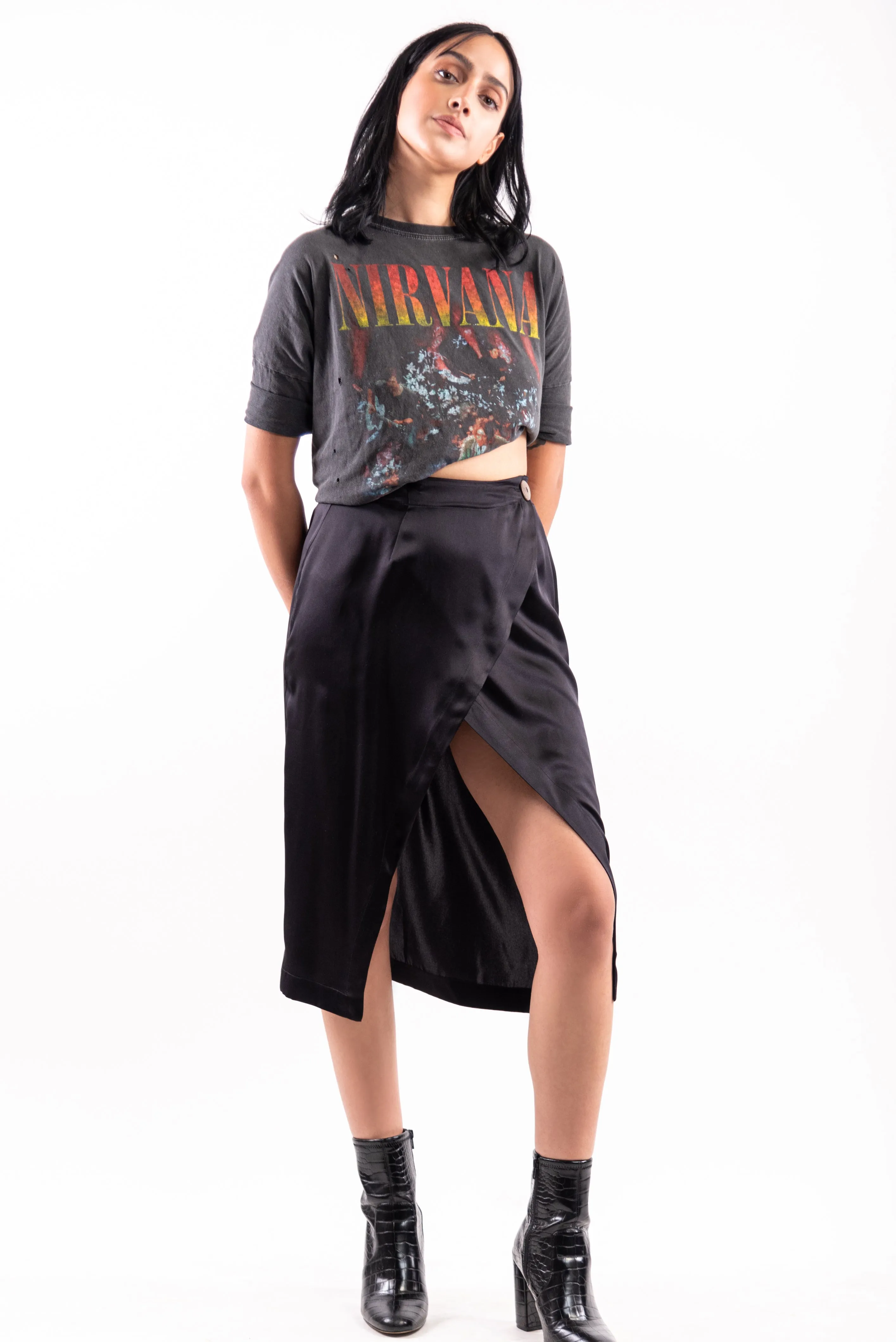 känsla Silk Slit  Skirt, in Black