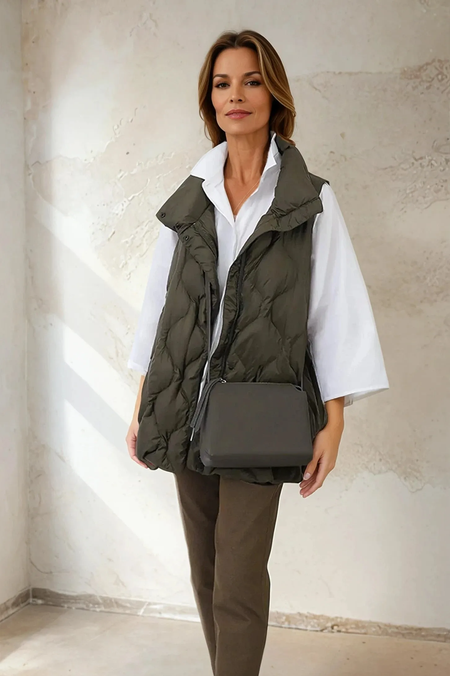 LA ROCHE VEST IN LIGHTWEIGHT GOOSE DOWN
